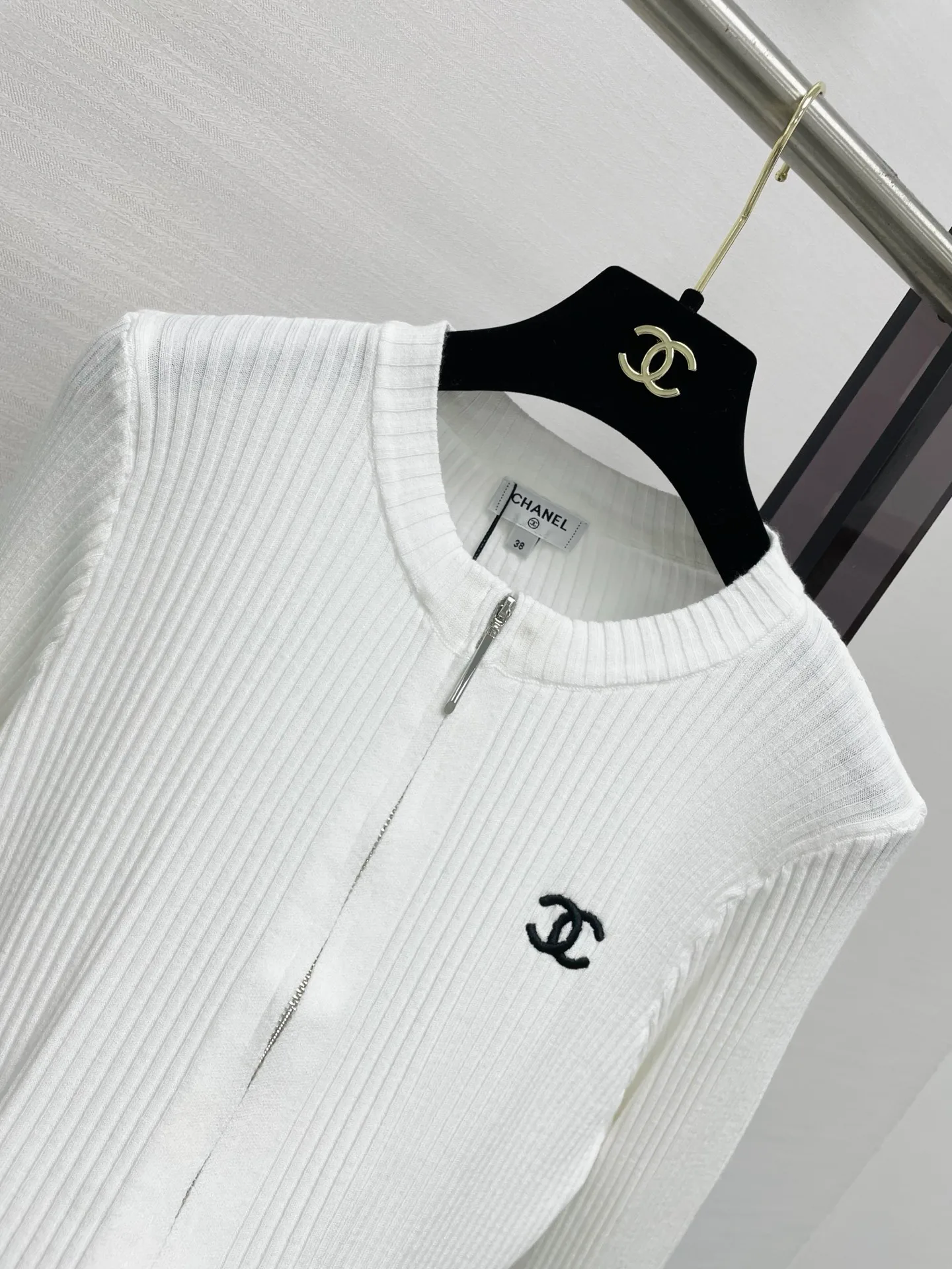 Women's Jumpers And Sweaters CHANEL 18138414