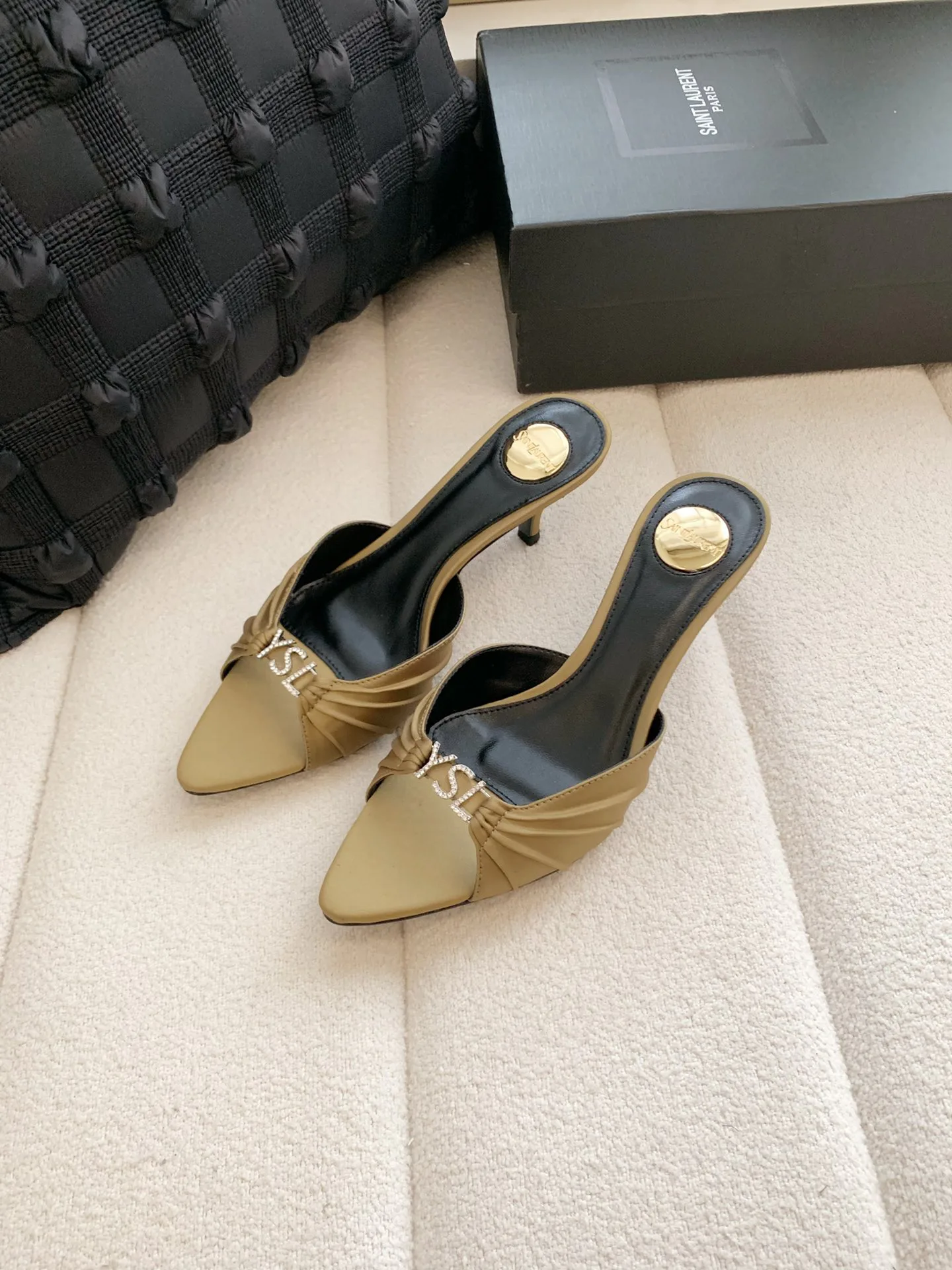 Women's Mules And Clogs SAINT LAURENT 17371763