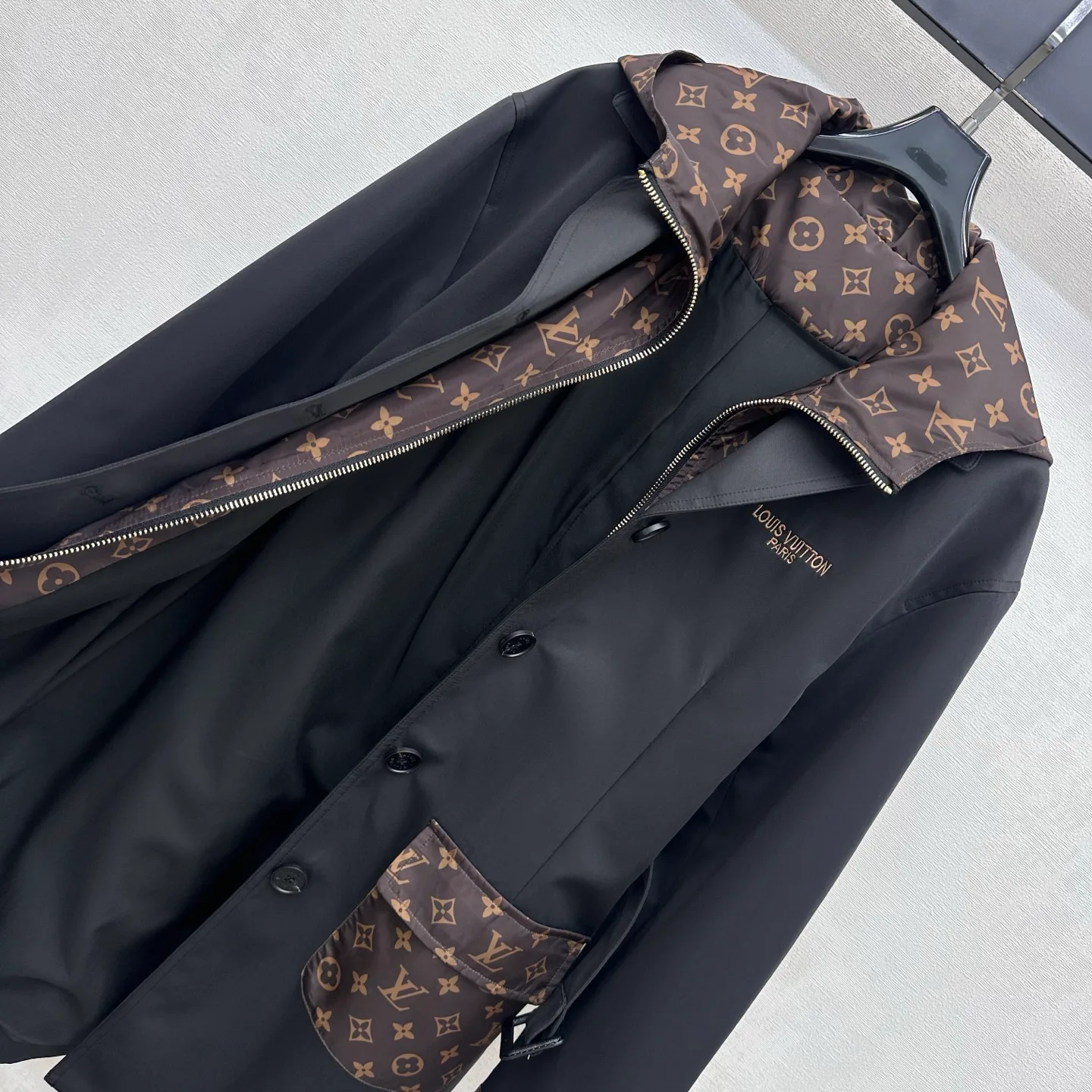Women's Trench Coats LOUIS VUITTON 18555706