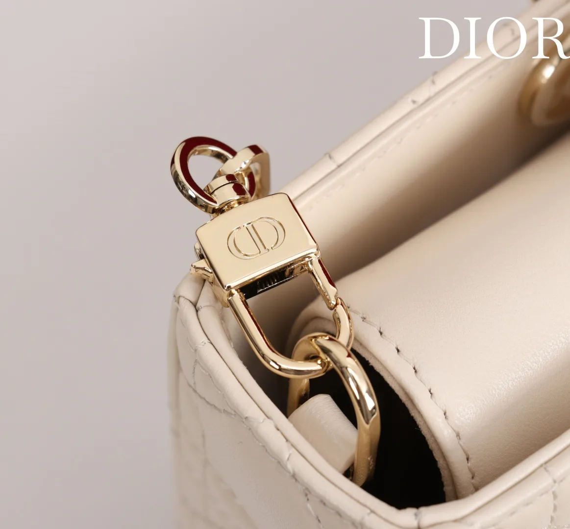 Women's Classic Handbags CHRISTIAN DIOR 18393008
