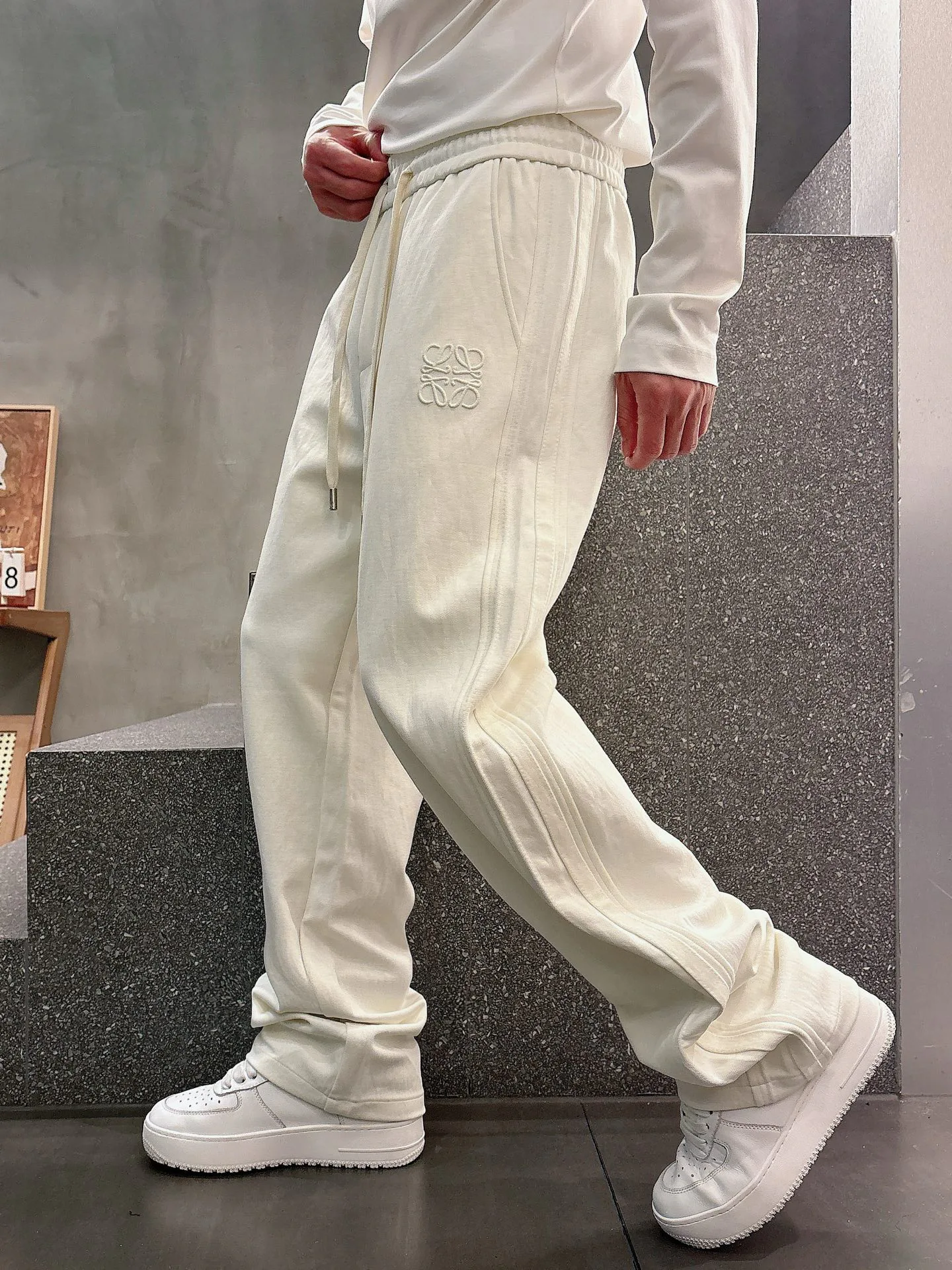 Men's Trousers LOEWE 18178263