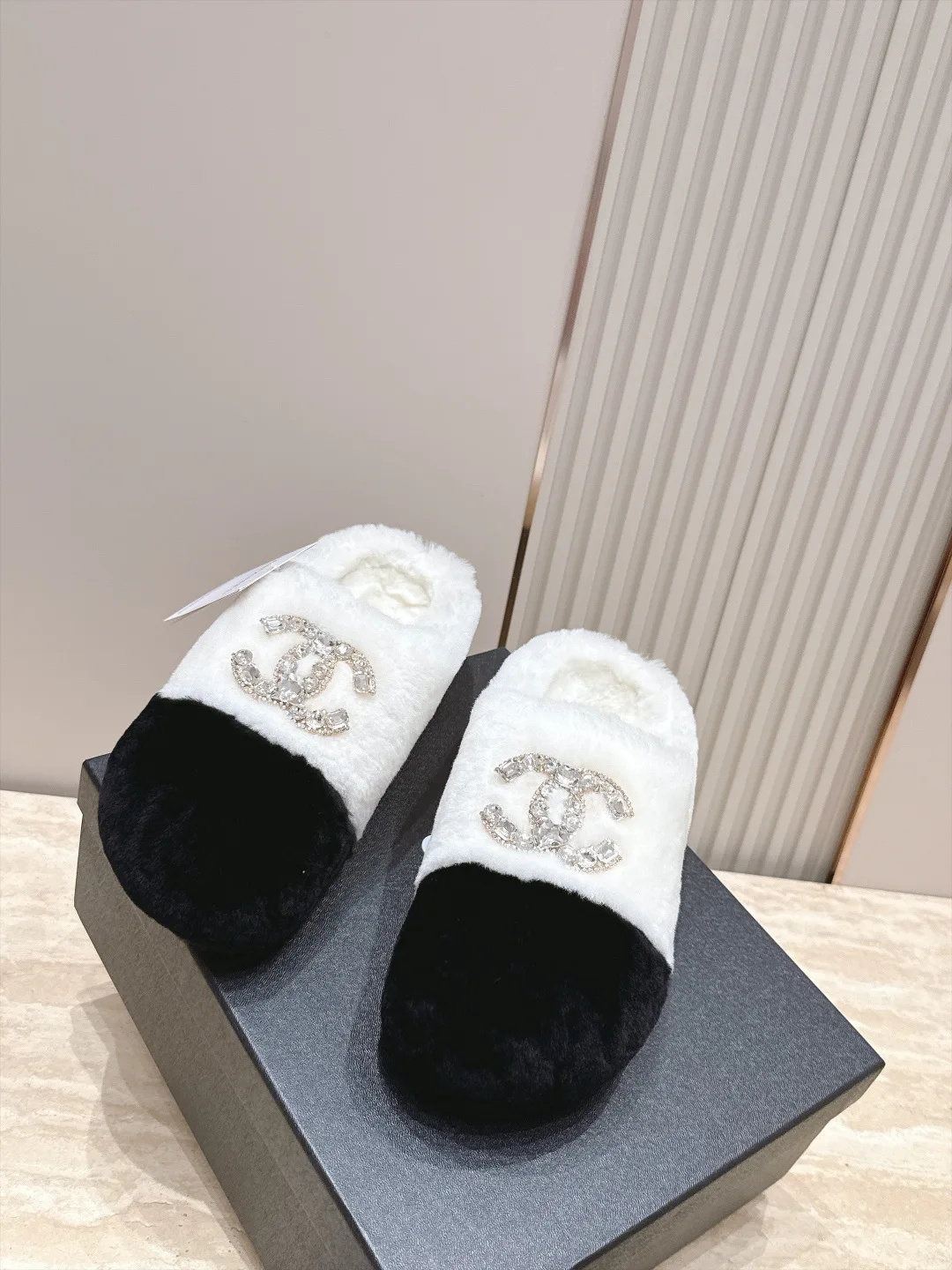 Women's Slippers CHANEL 18266278