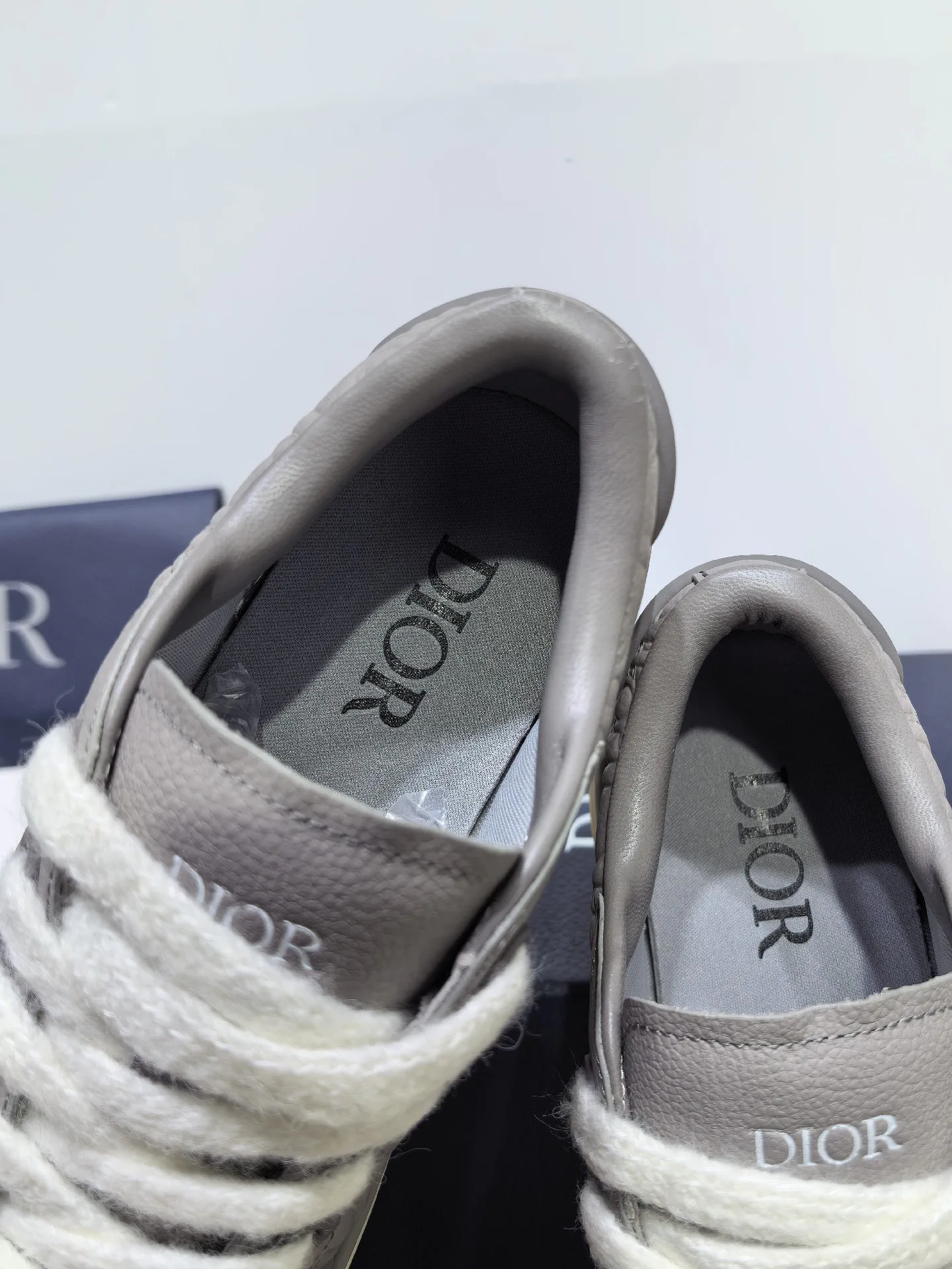 Women's Sneakers CHRISTIAN DIOR 17805342