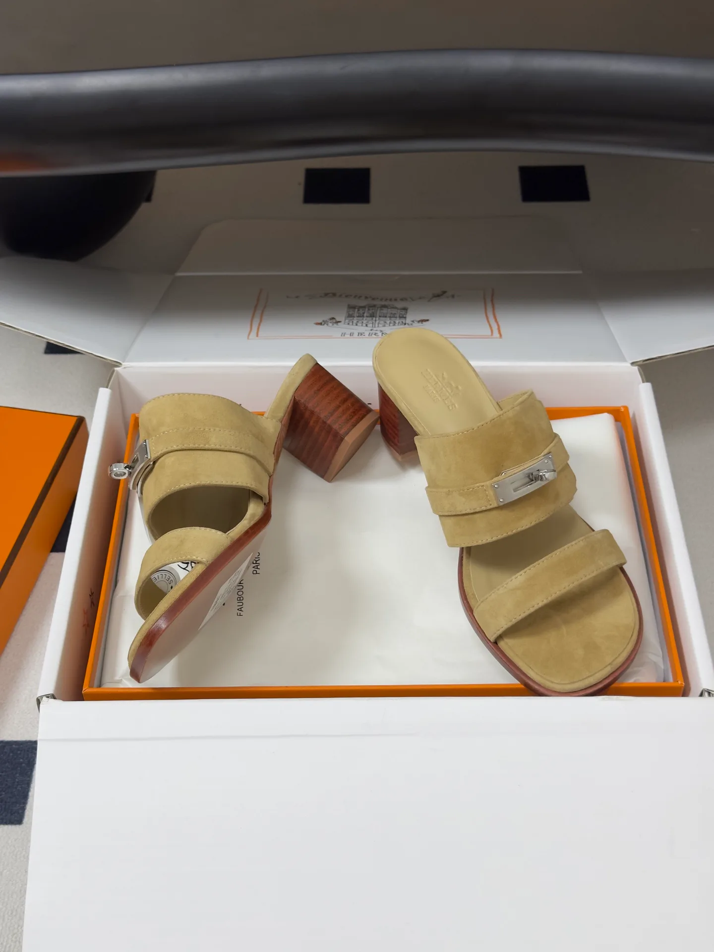Women's Open-Toe Sandals HERMES 17095165