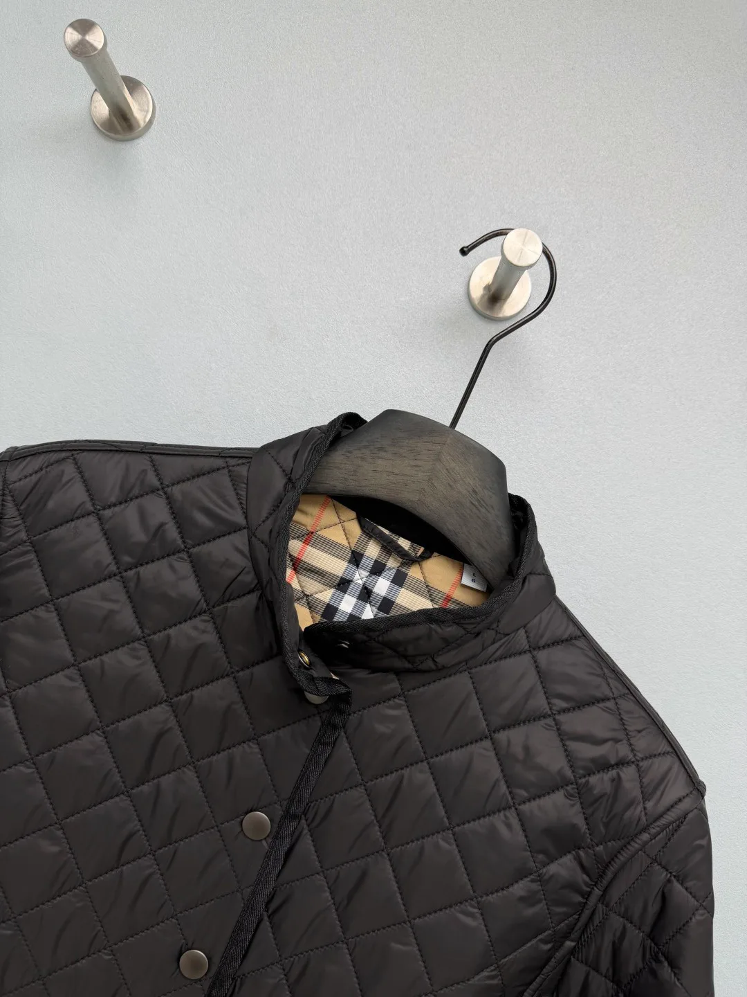 Women's Jackets And Down Jackets BURBERRY 18512943