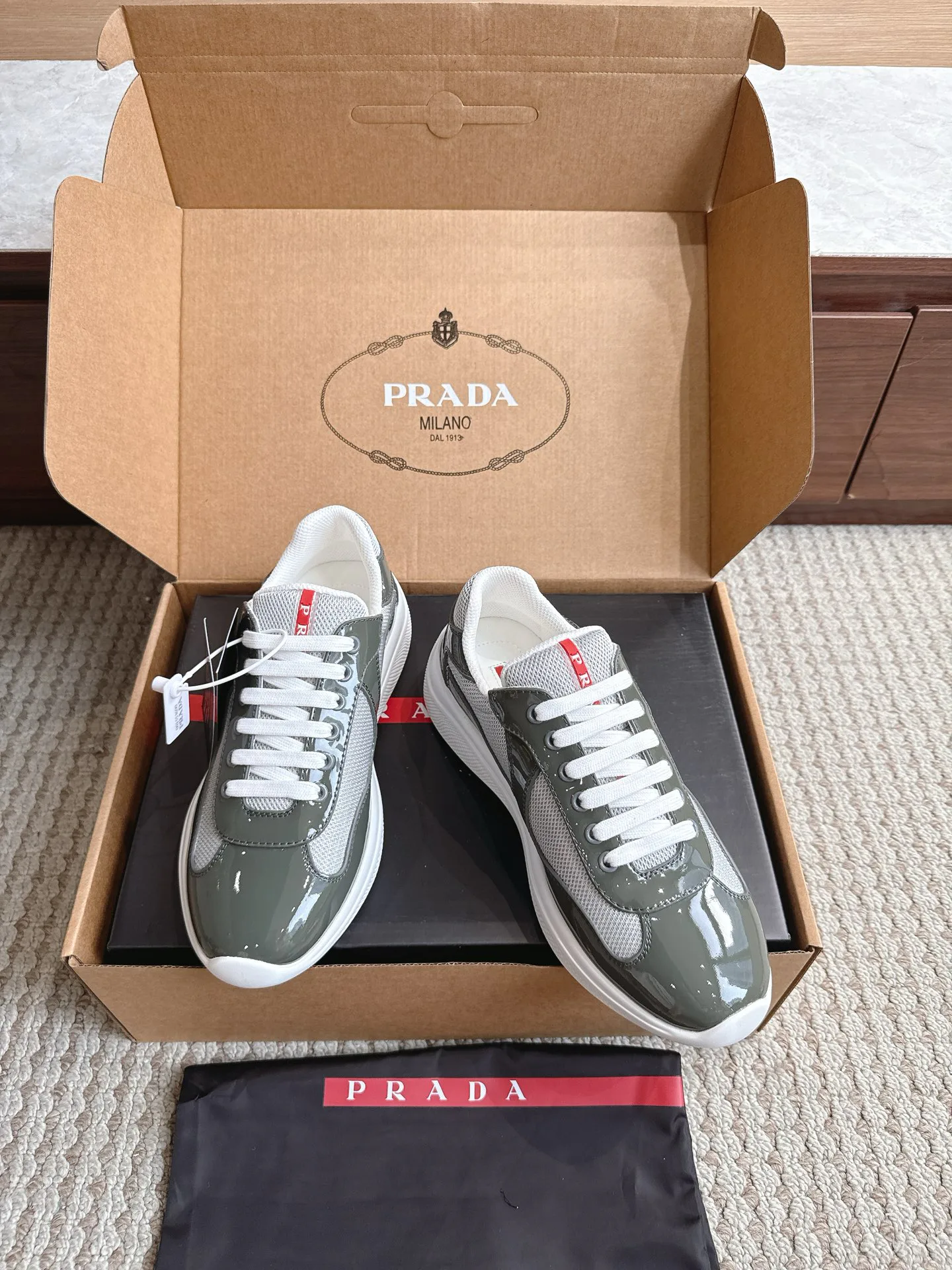 Women's Sneakers PRADA 17470435