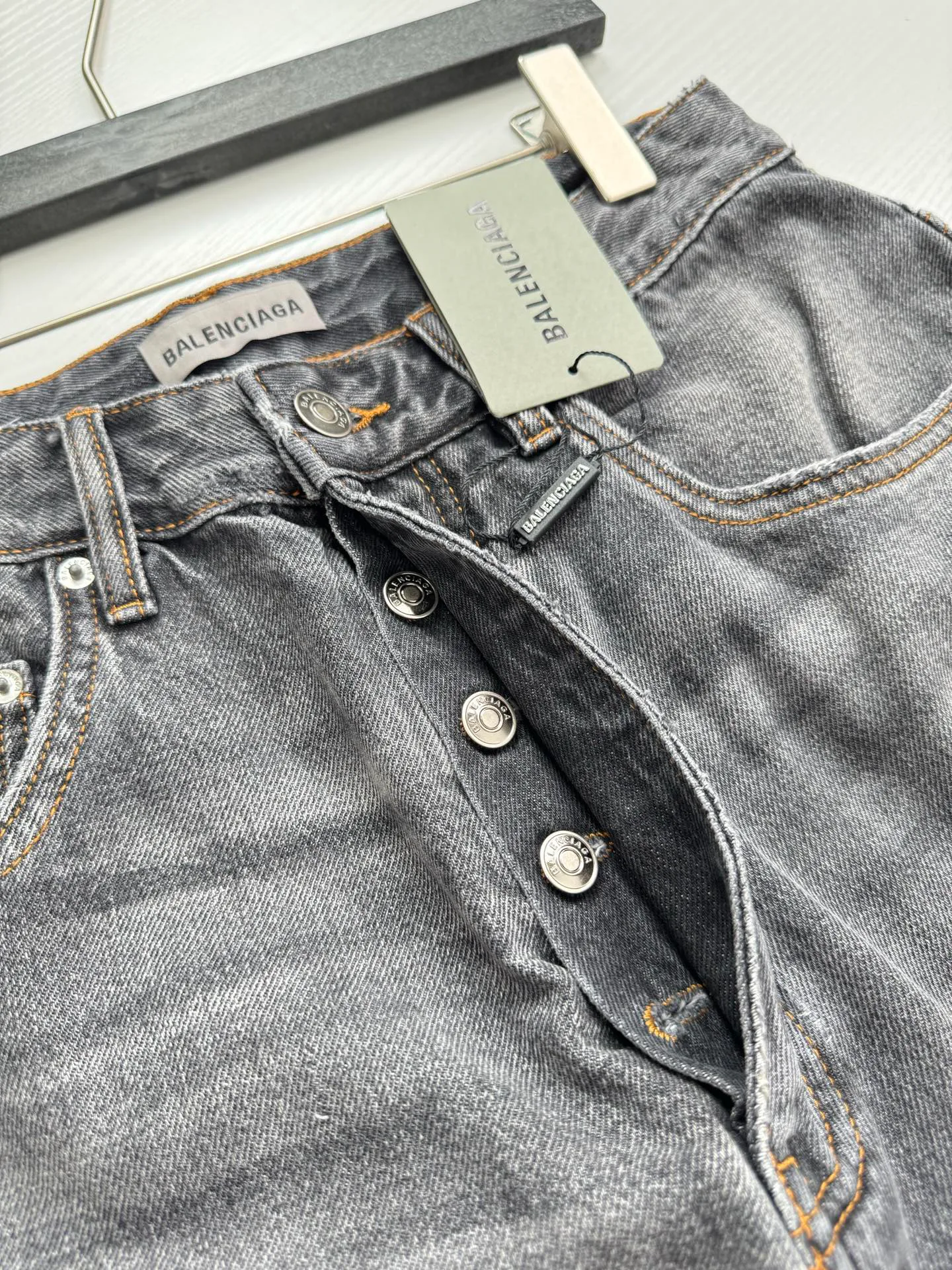 Men's Jeans BALENCIAGA 17585908