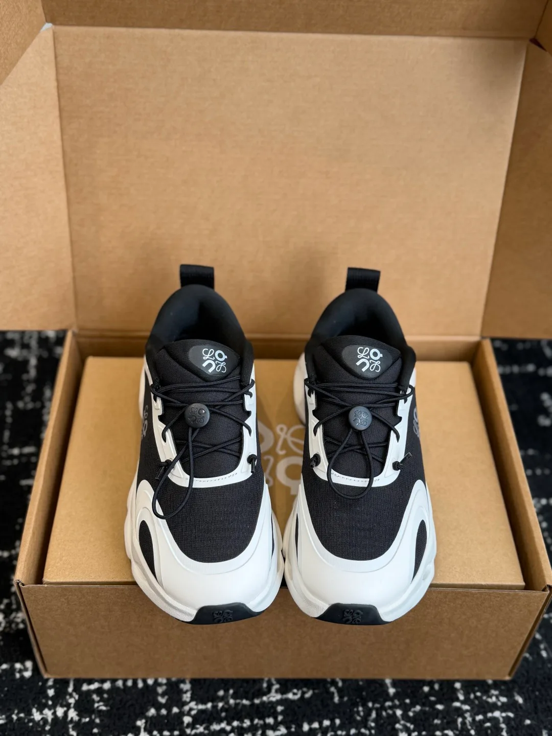 Women's Sneakers LOEWE 18139561