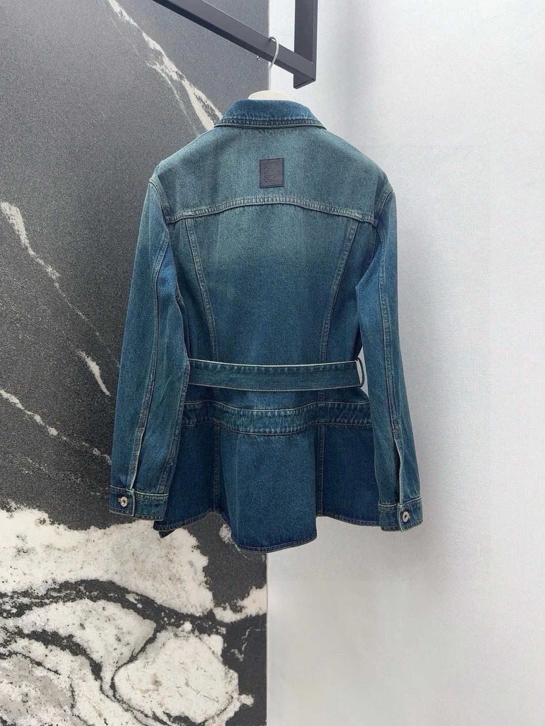 Women's Jackets And Down Jackets LOEWE 17276295