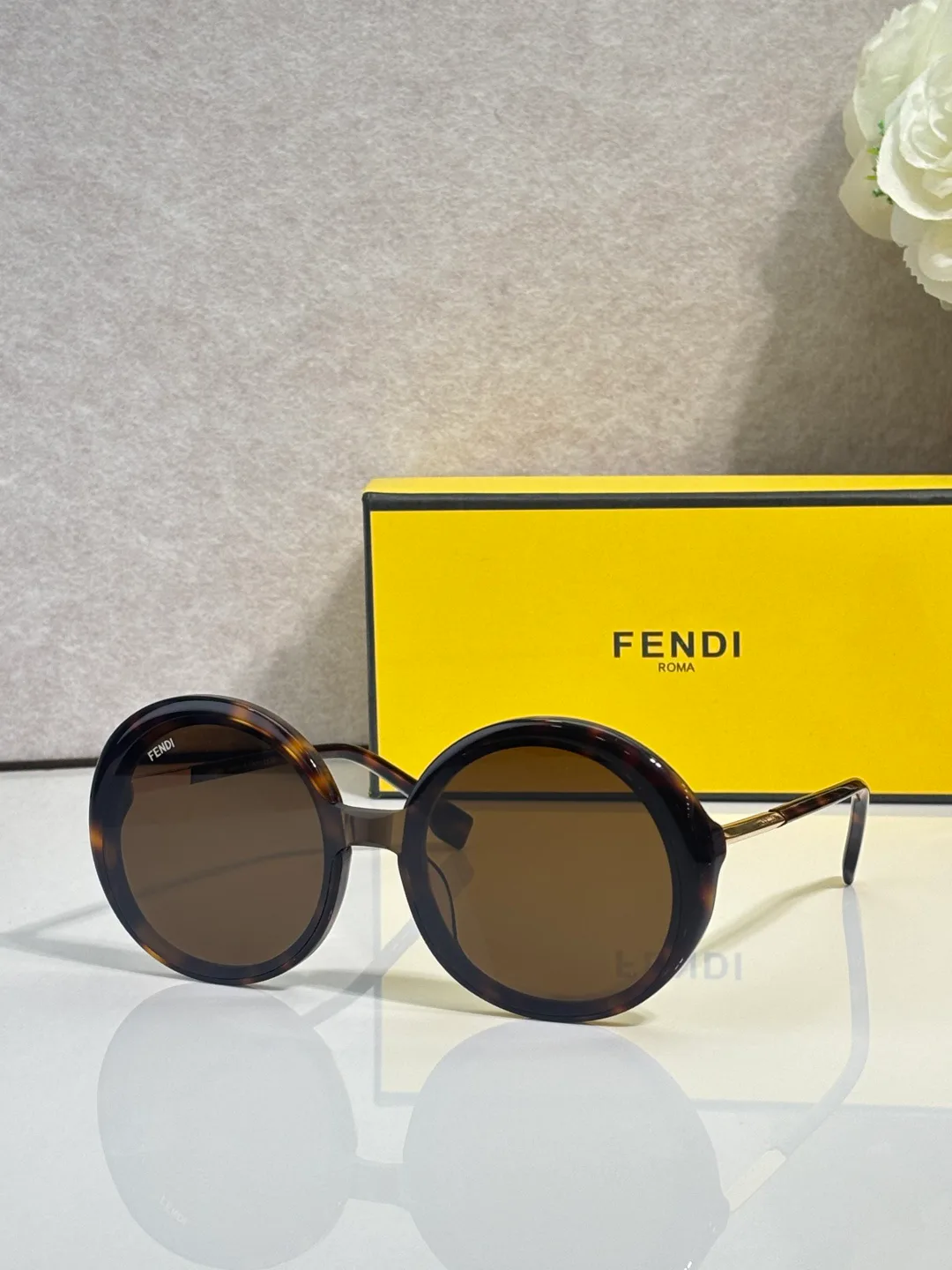 Glasses FENDI 18059743