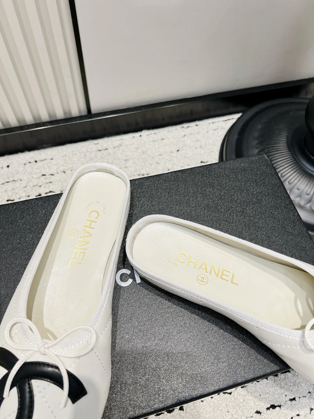 Women's Mules And Clogs CHANEL 17637855