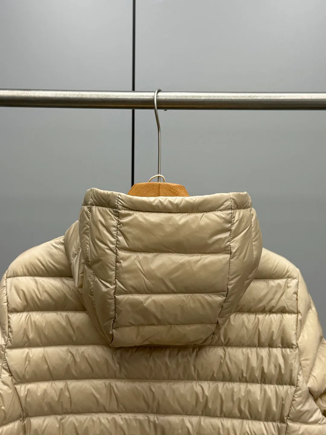 Куртки И Пуховики Мужские Moncler 18684560