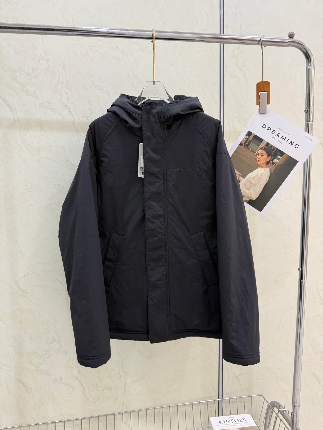 Куртки И Пуховики Мужские Canada Goose 18683817