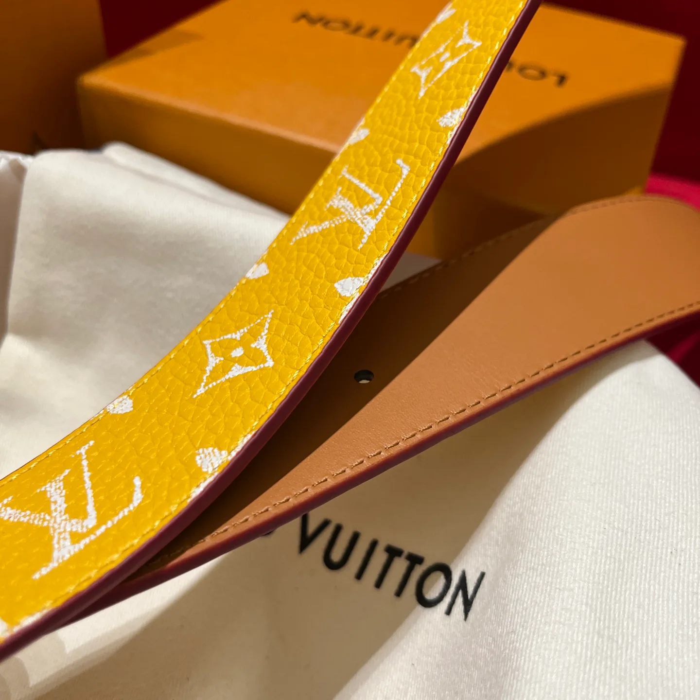 Belts LOUIS VUITTON 17645328