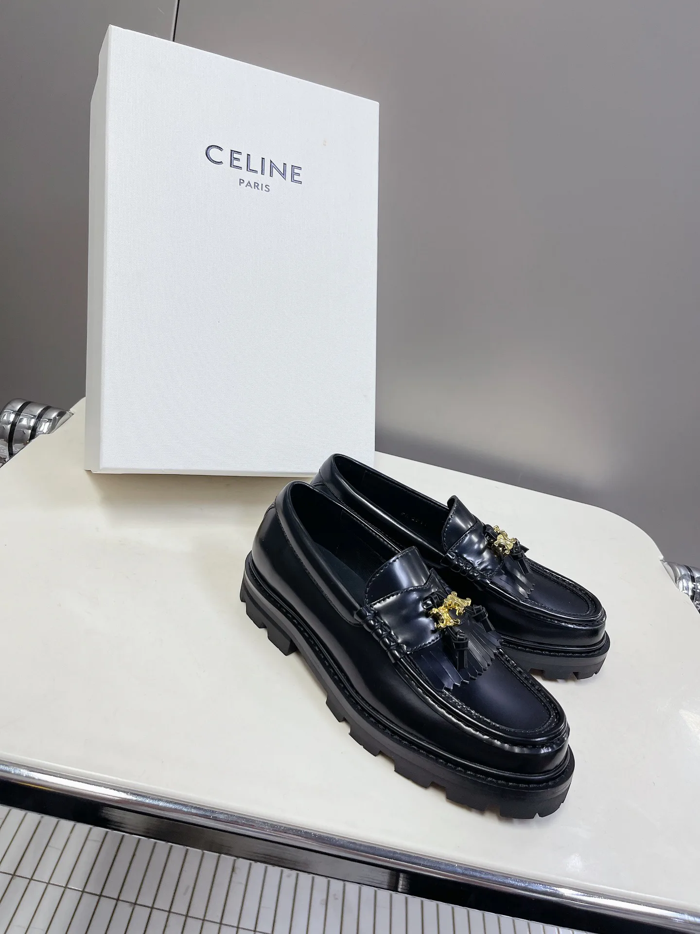 Women's Loafers And Moccasins CELINE 17963630