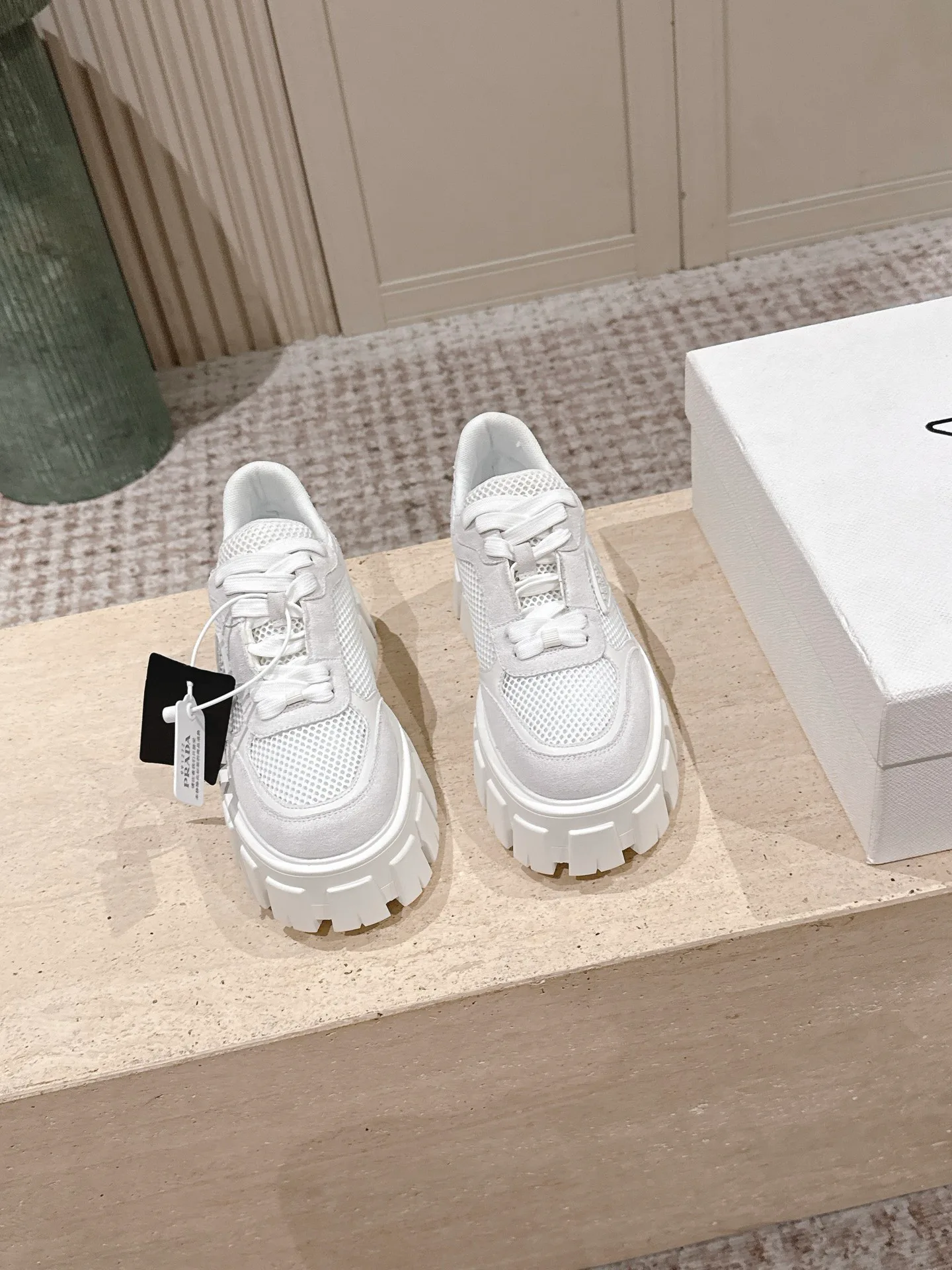 Women's Sneakers PRADA 18142657
