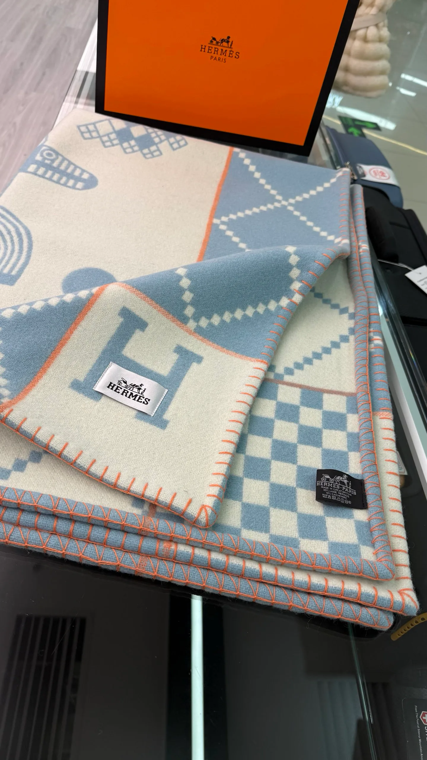 Textiles HERMES 18222655