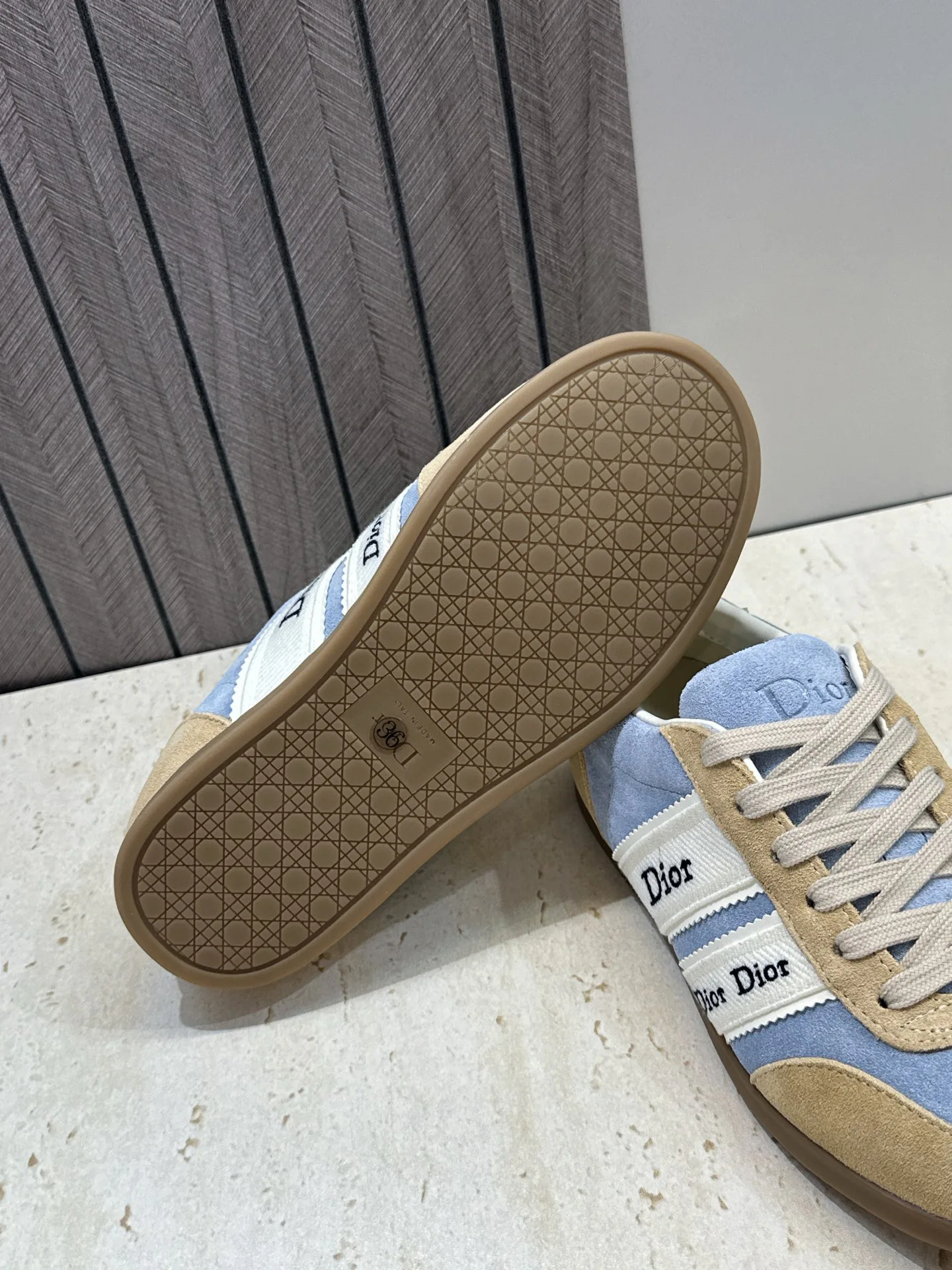 Women's Sneakers CHRISTIAN DIOR 17612349