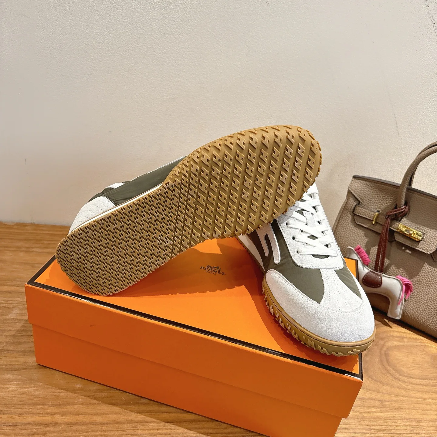 Women's Sneakers HERMES 17886088
