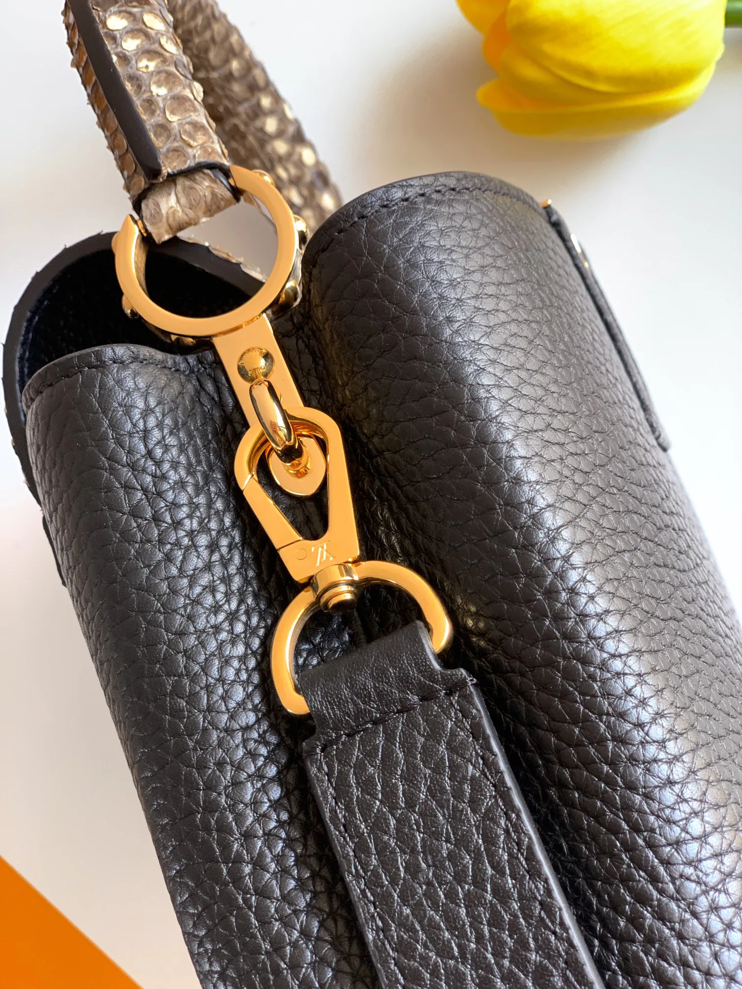 Women's Classic Handbags LOUIS VUITTON 18520877