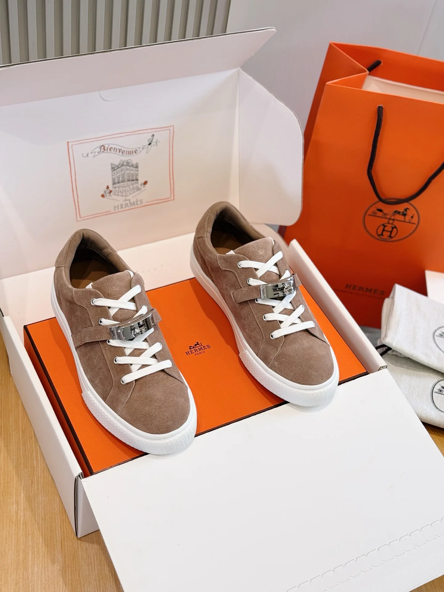 Men's Sneakers HERMES 17933938
