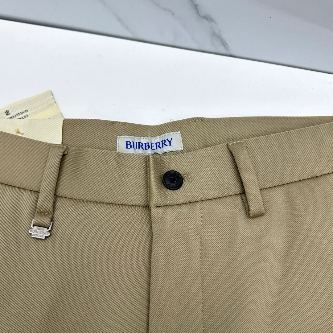 Men's Trousers BURBERRY 18246803