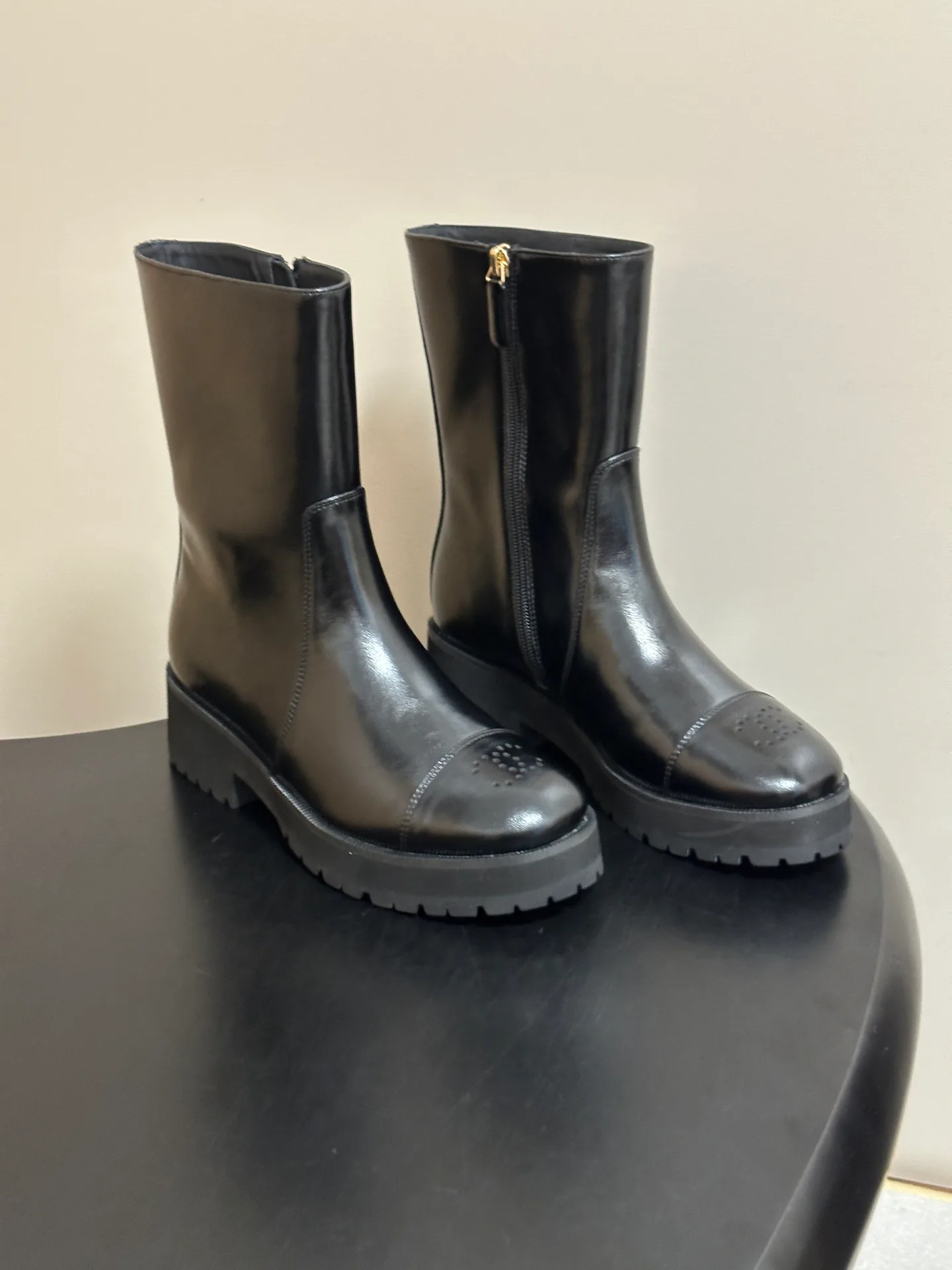 Women's Boots CHANEL 18048840