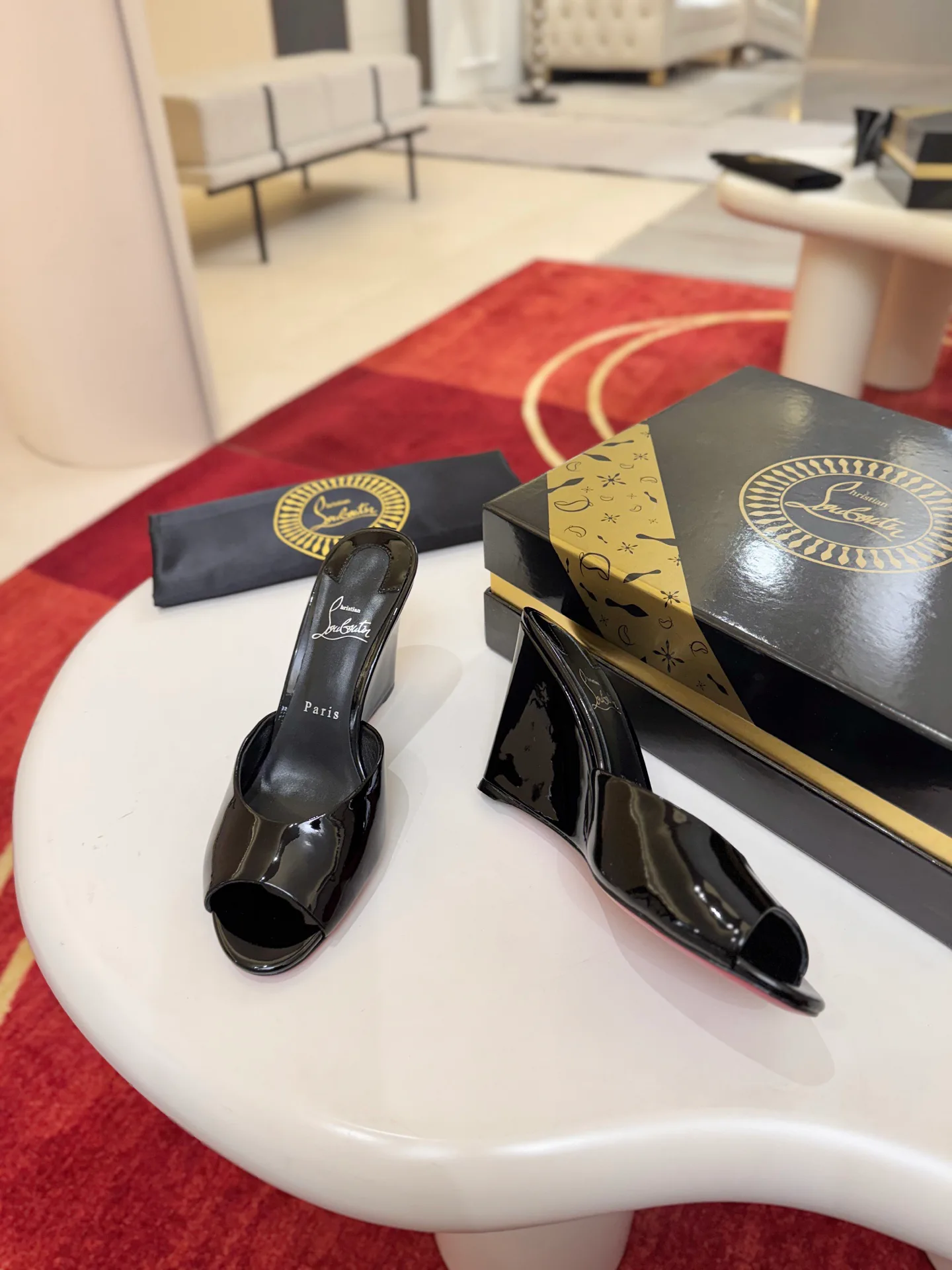 Women's Open-Toe Sandals CHRISTIAN LOUBOUTIN 18500932