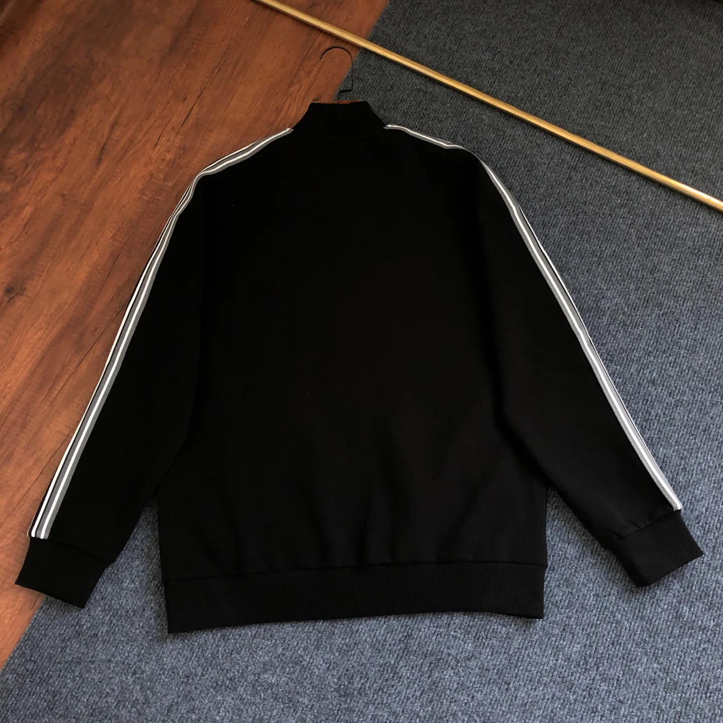 Куртки И Пуховики Мужские Prada 18589926