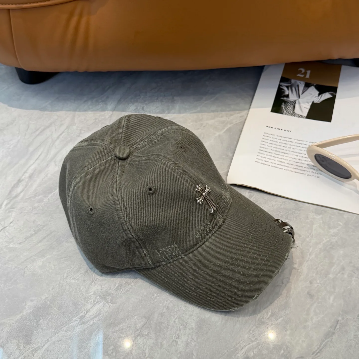 Hats CHROME HEARTS 17906381