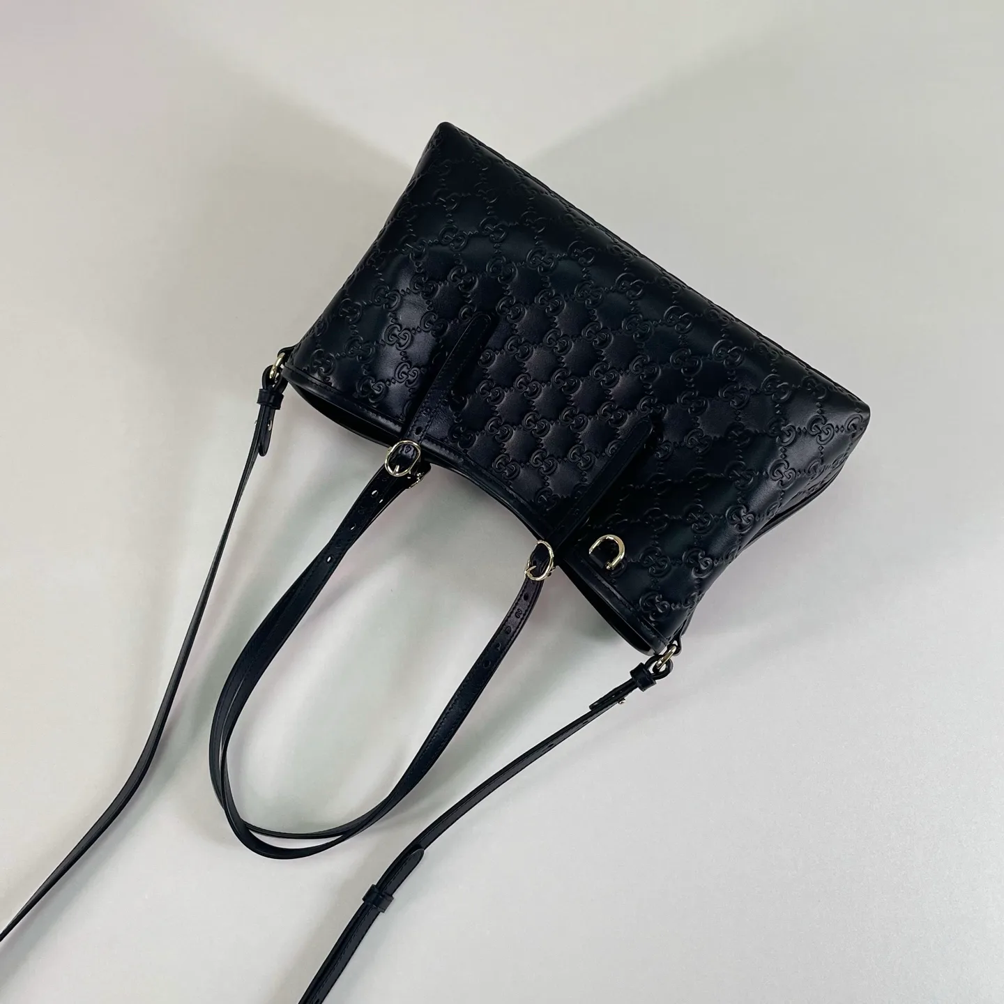 Women's Classic Handbags GUCCI 18273146