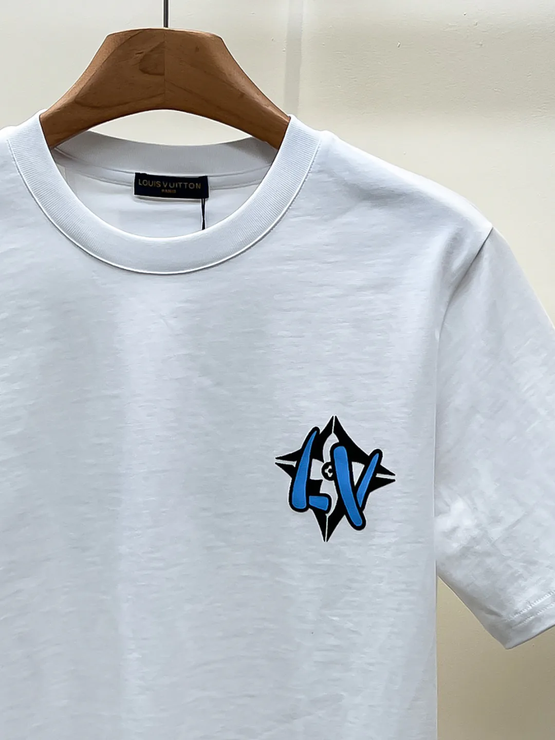 Men's T-Shirts LOUIS VUITTON 18499294