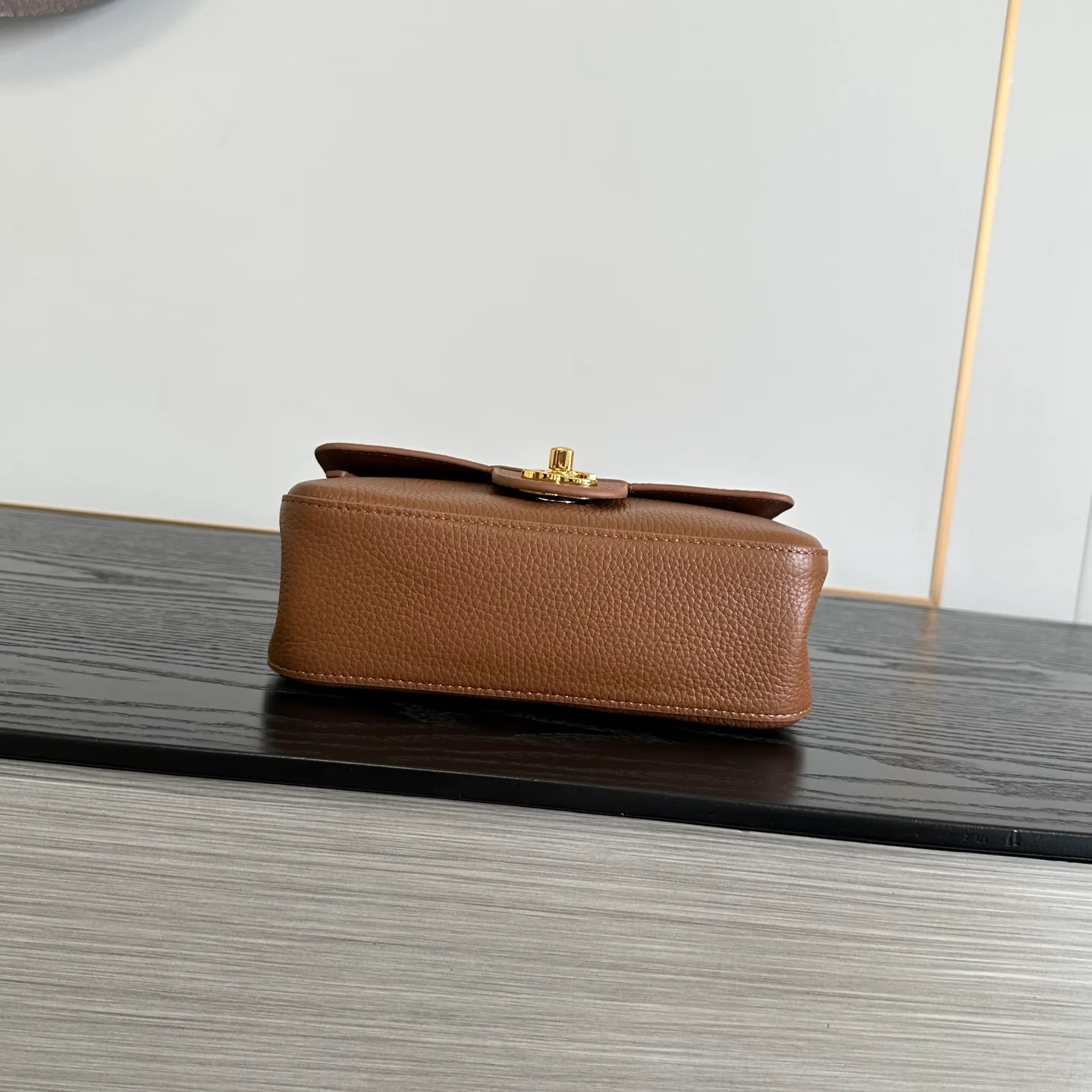 Классические Сумки Женские Chanel 18588902