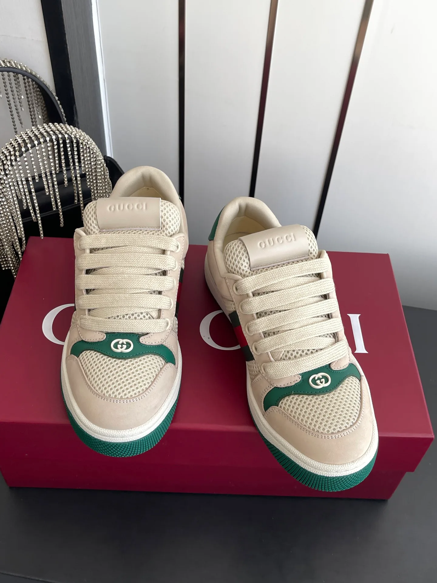 Кроссовки Женские Gucci 18582909