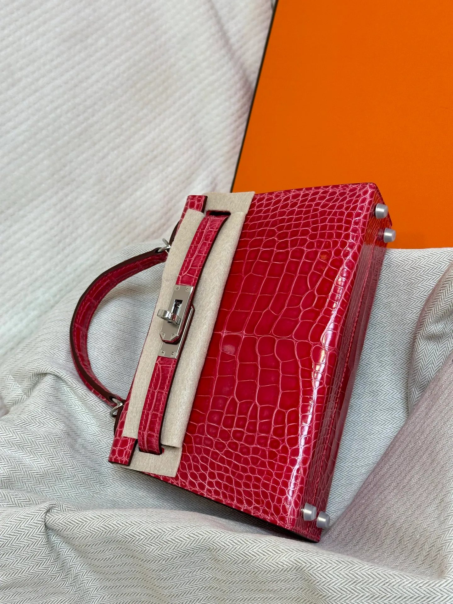Women's Classic Handbags HERMES 18362074