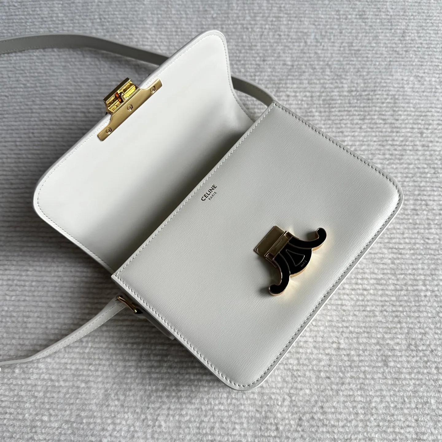 Women's Classic Handbags CELINE 17796563