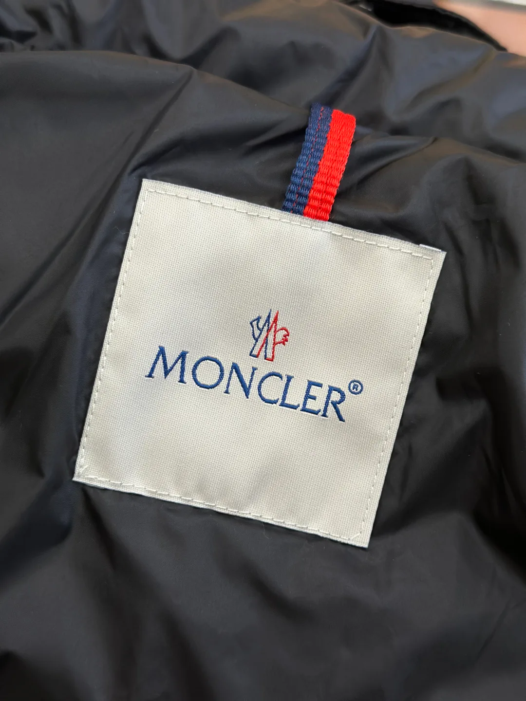Men's Jackets And Down Jackets MONCLER 18260911