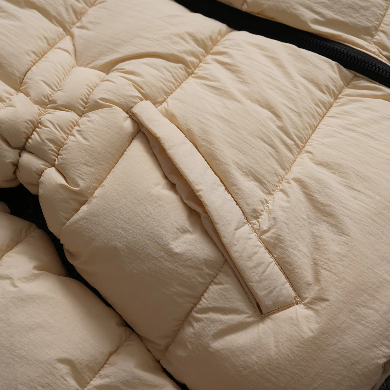 Women's Jackets And Down Jackets KARL LAGERFELD 17961417