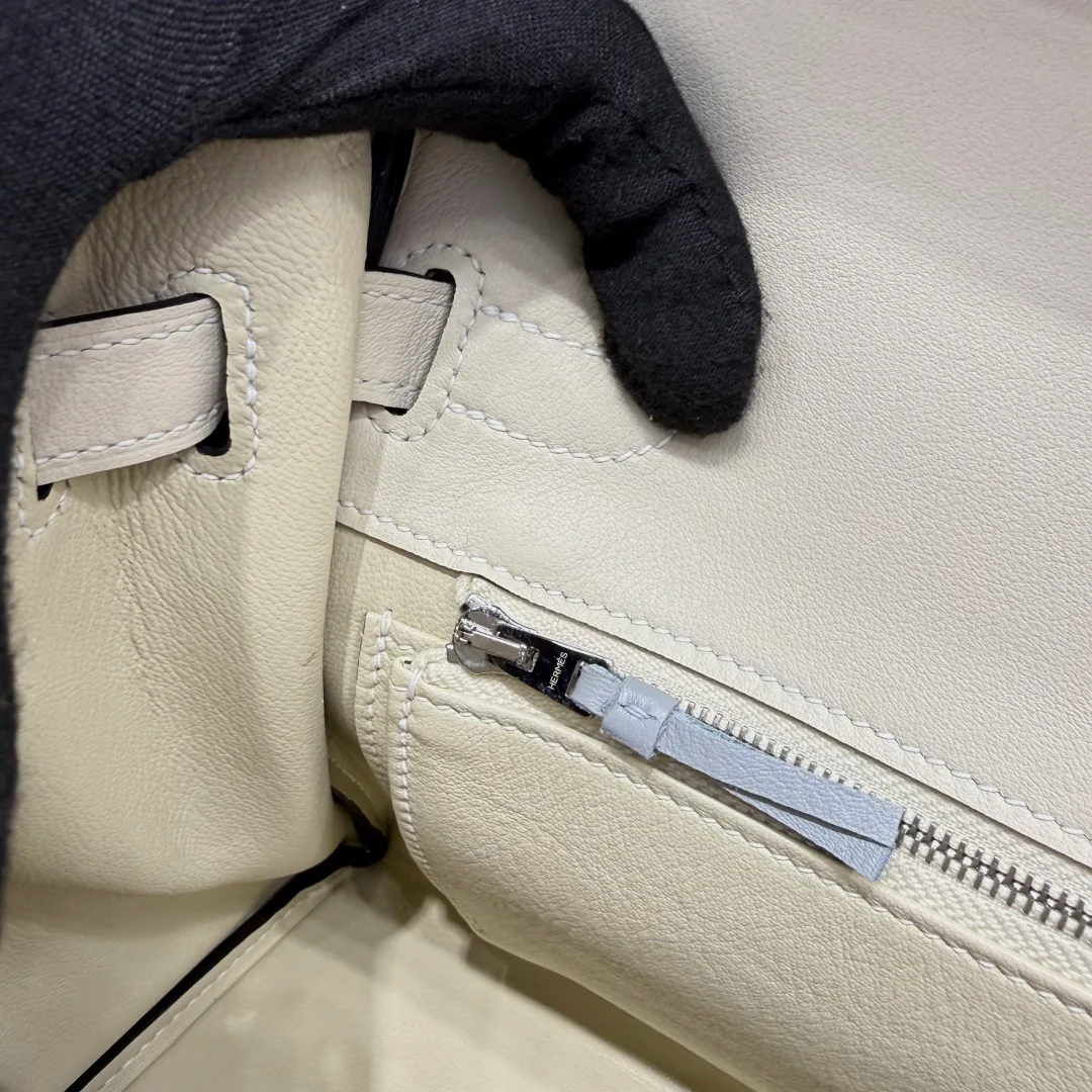 Women's Classic Handbags HERMES 18394578