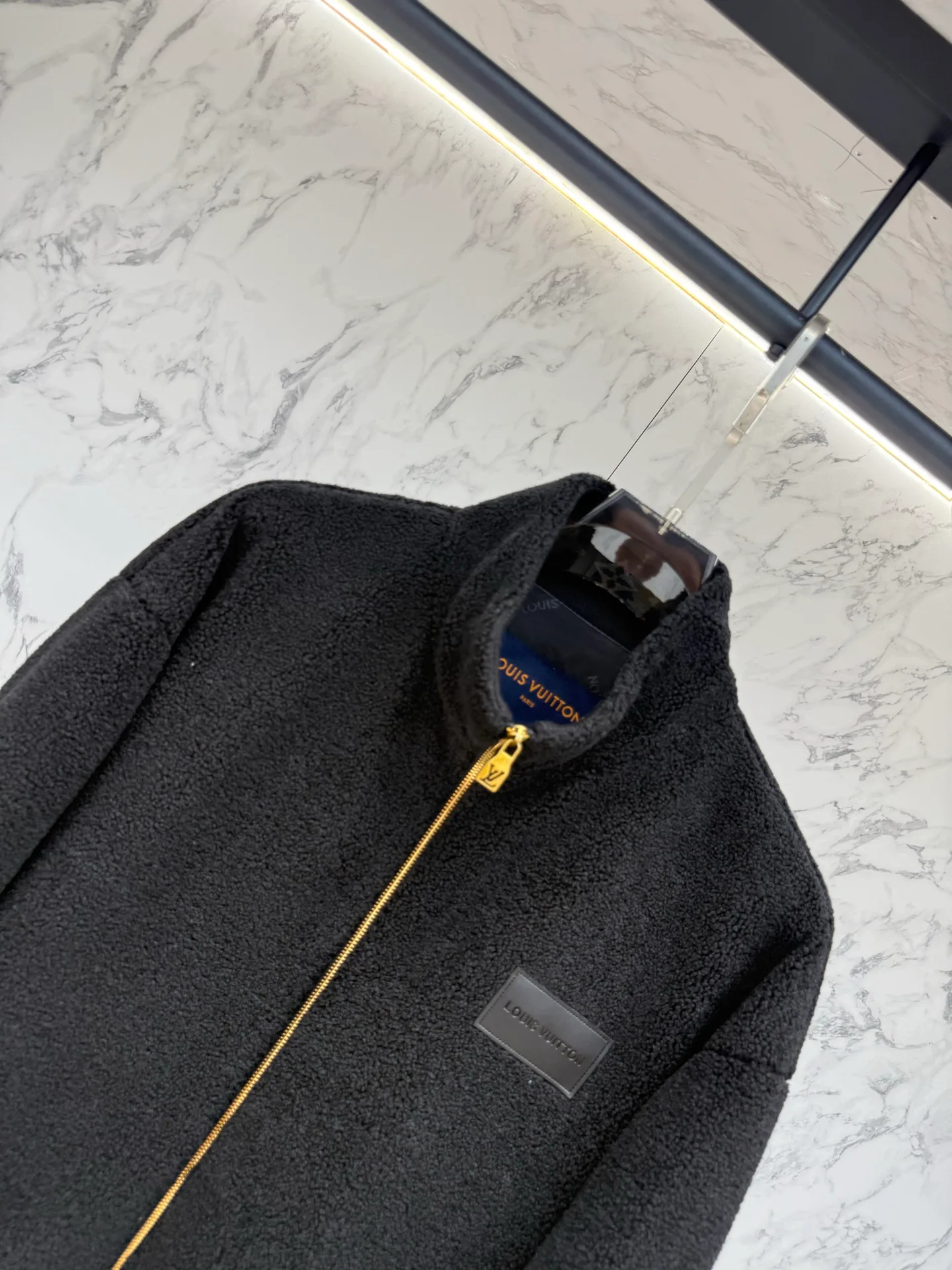 Men's Jackets And Down Jackets LOUIS VUITTON 18178429