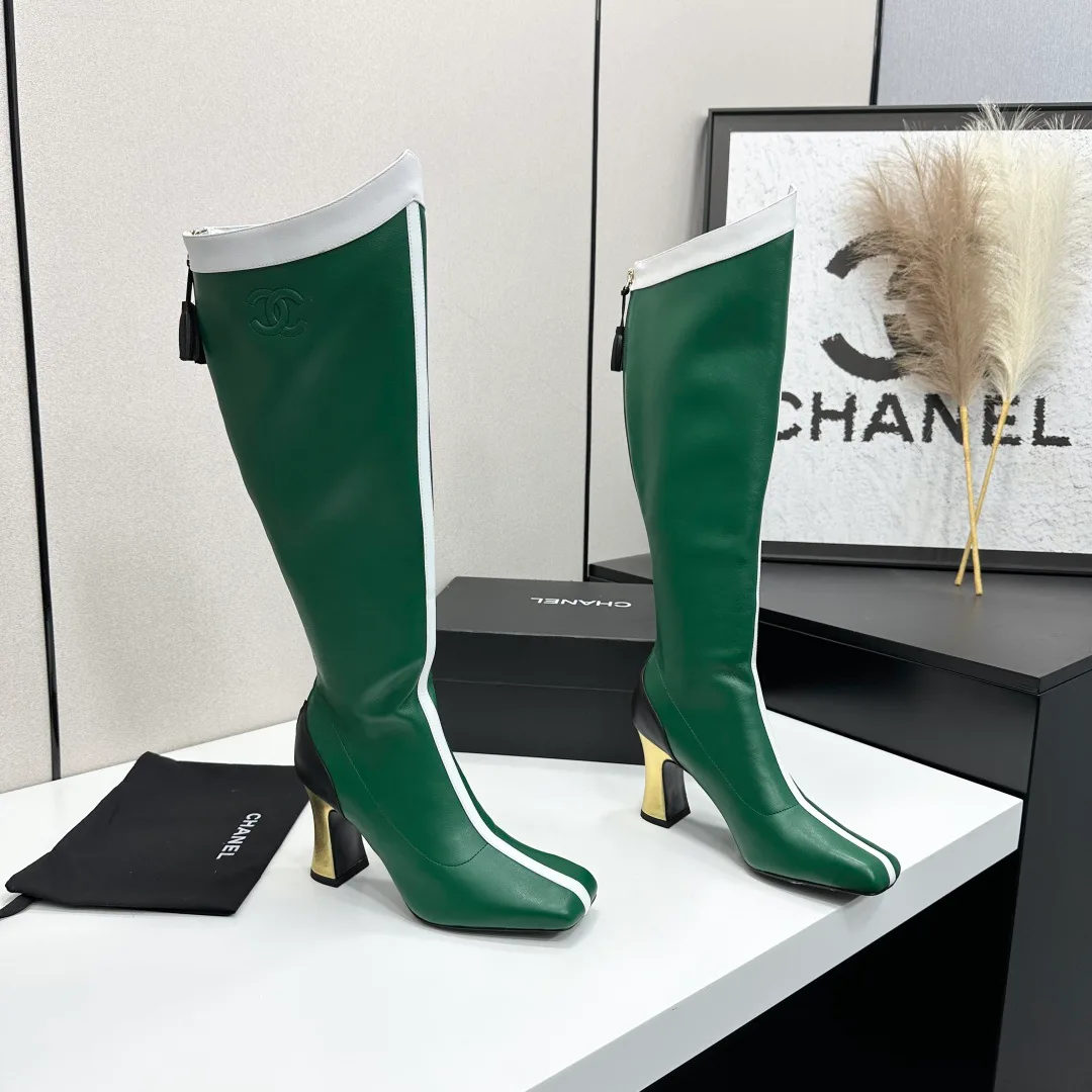 Women's Boots CHANEL 18366731