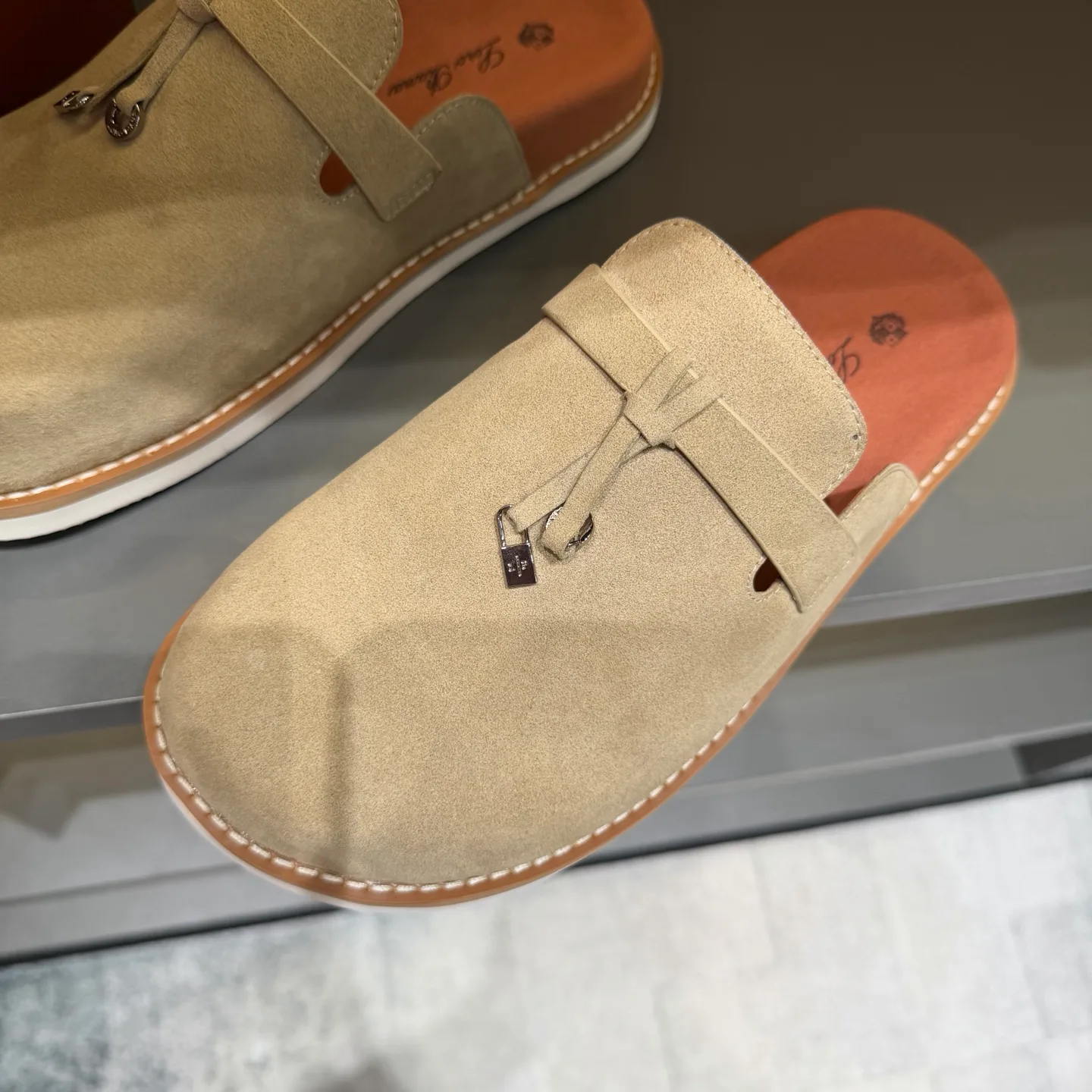 Women's Mules And Clogs LORO PIANA 18400755