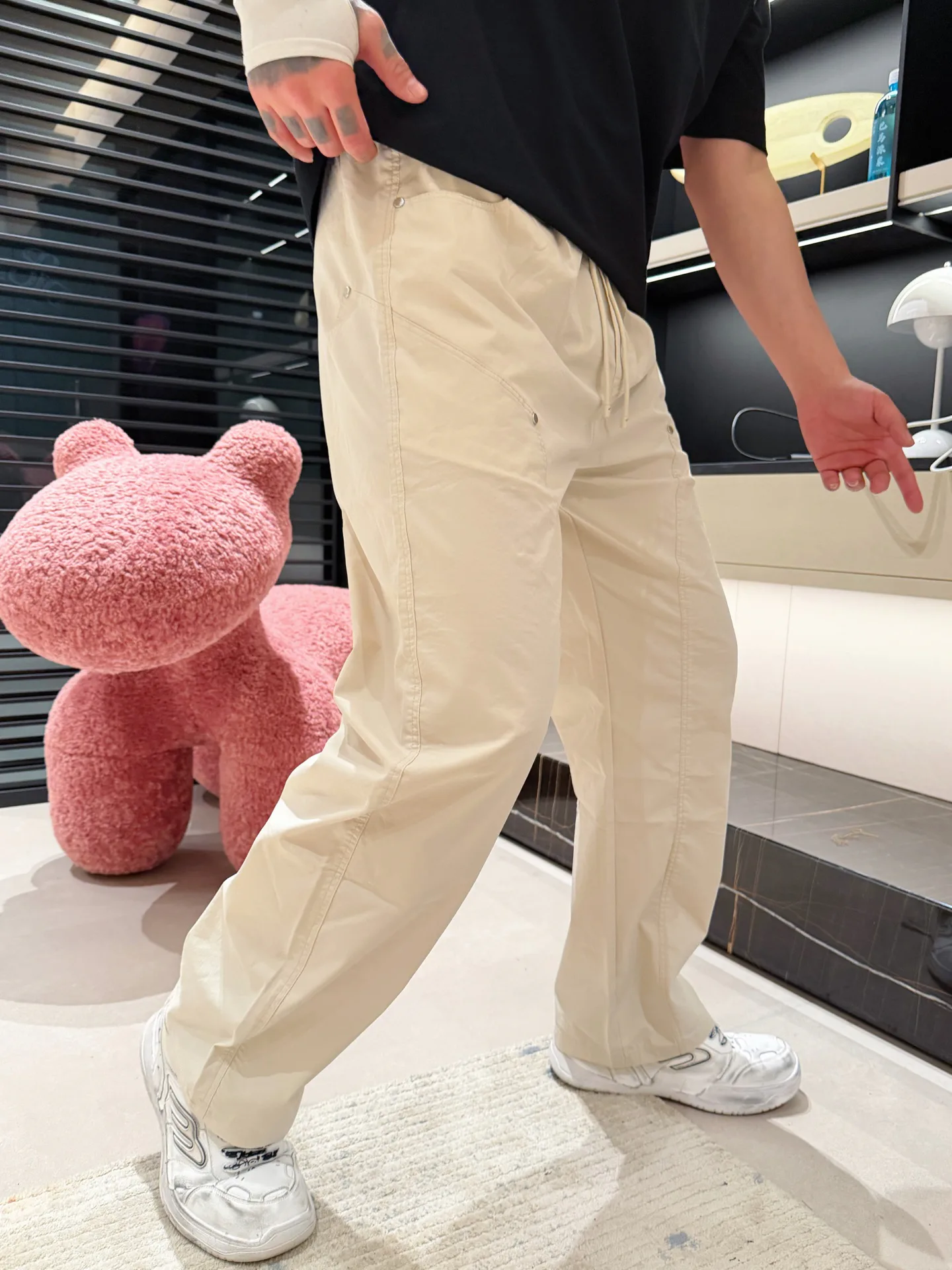Men's Trousers GIVENCHY 18499721