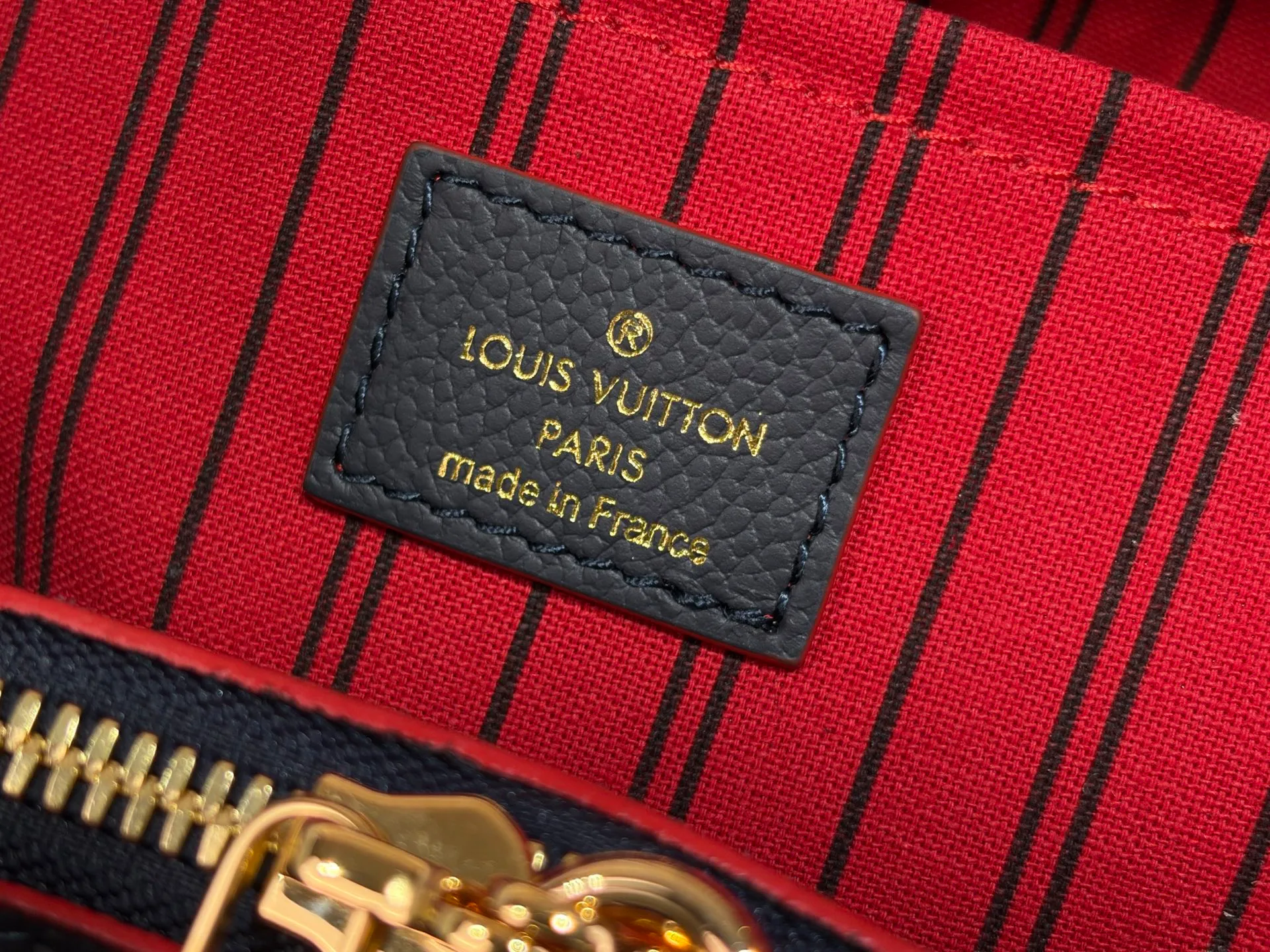 Women's Classic Handbags LOUIS VUITTON 18240329