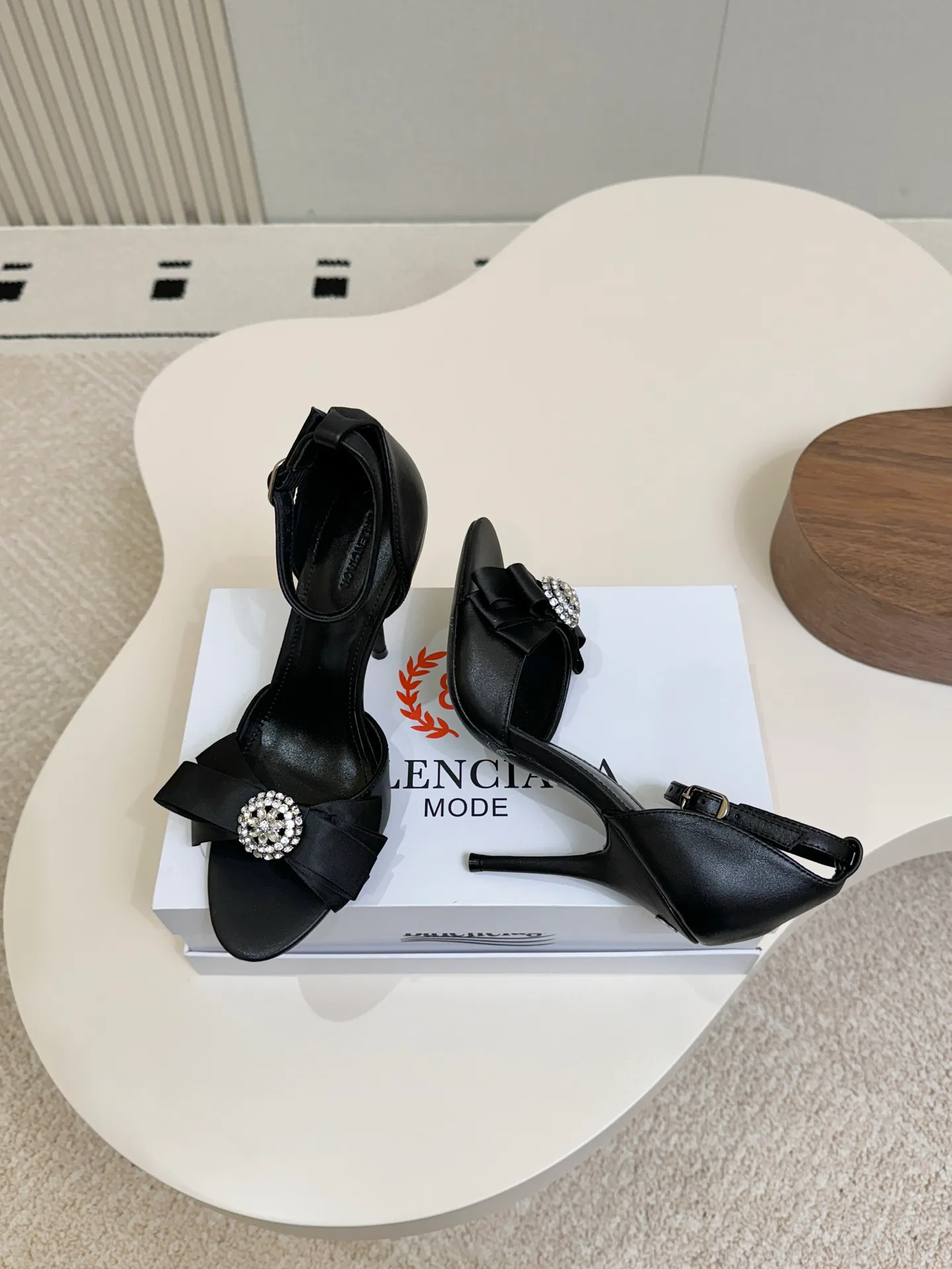 Women's Open-Toe Sandals BALENCIAGA 18083170
