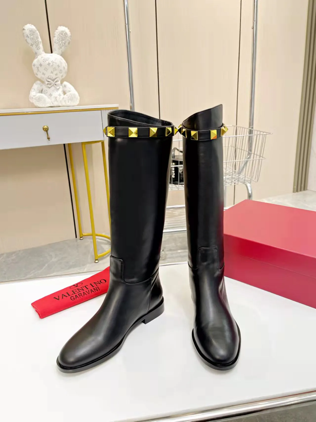 Women's Boots VALENTINO 17956810