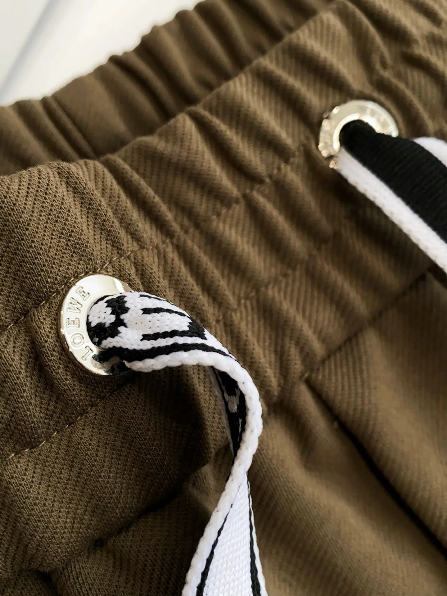 Men's Trousers LOEWE 18161924