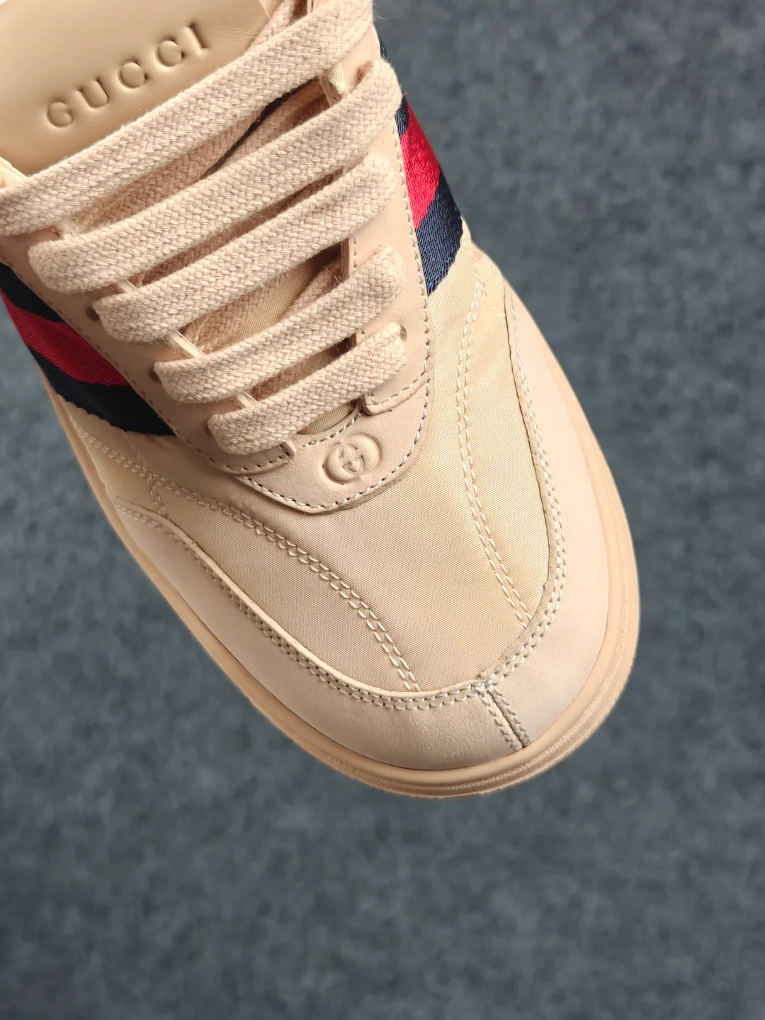 Women's Sneakers GUCCI 18417497