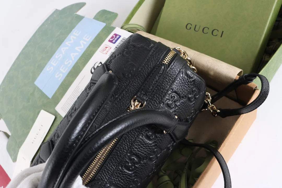 Women's Classic Handbags GUCCI 18065268