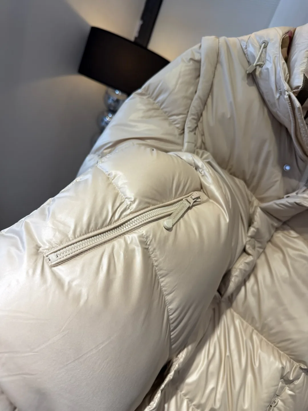 Men's Jackets And Down Jackets BURBERRY 18470663